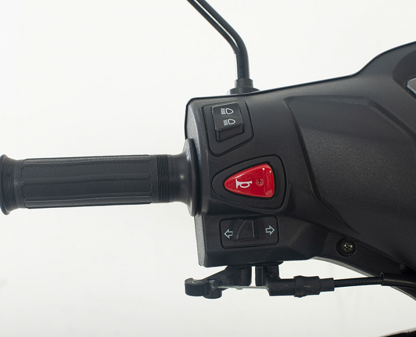 MOTOMEL BLITZ 110 PLUS