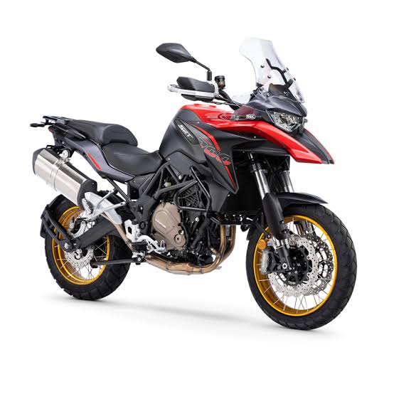QJ MOTOR SRT 700 X
