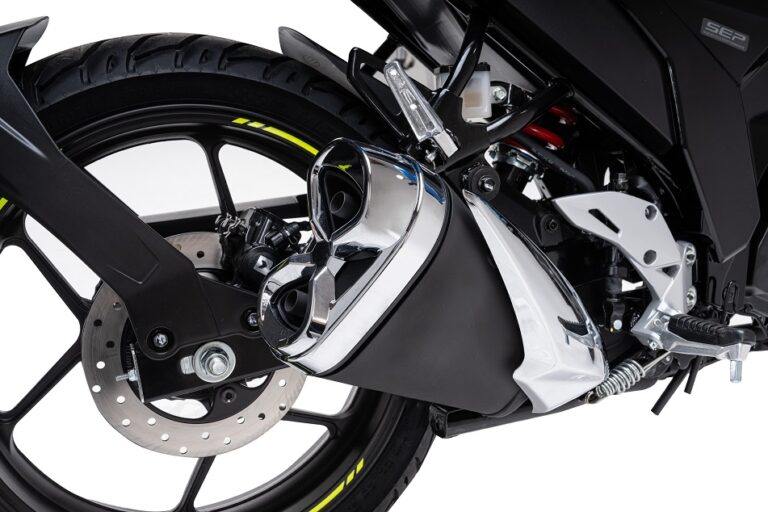 SUZUKI GXSR 150 GIXXER