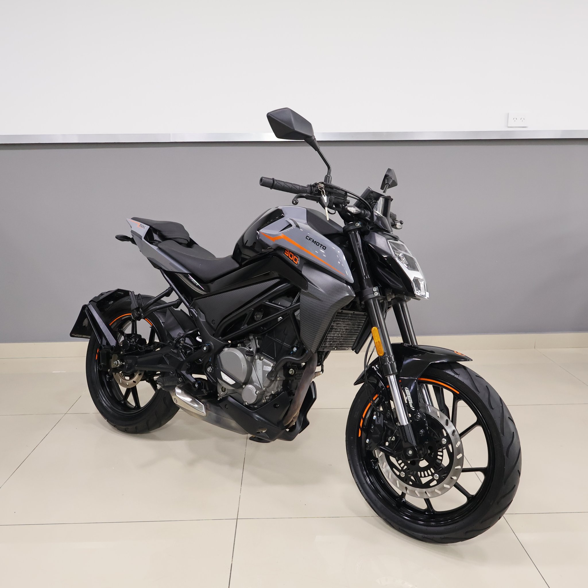 CF MOTO NK 300 2023 A179YQV