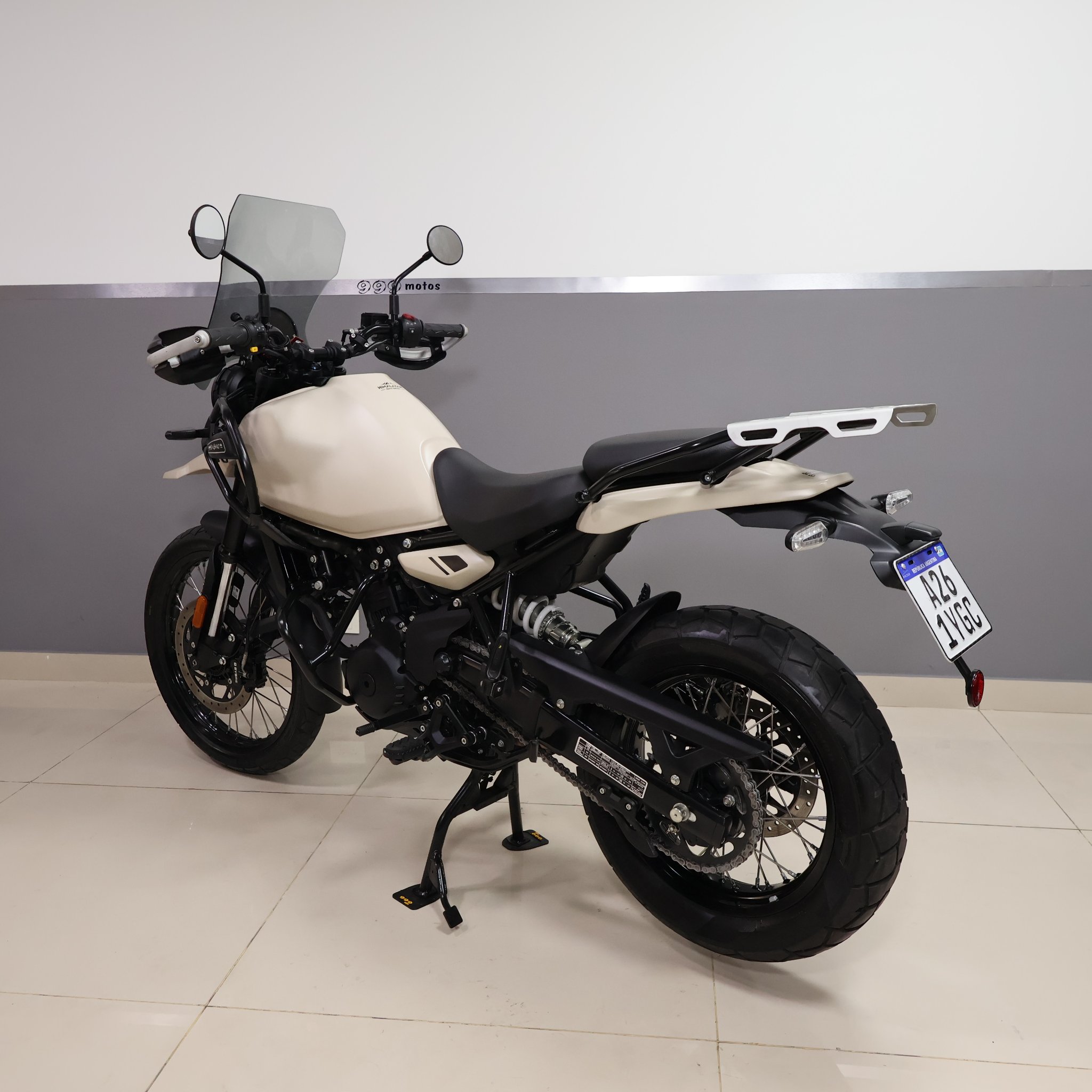 ROYAL ENFIELD HIMALAYAN 450 2025
