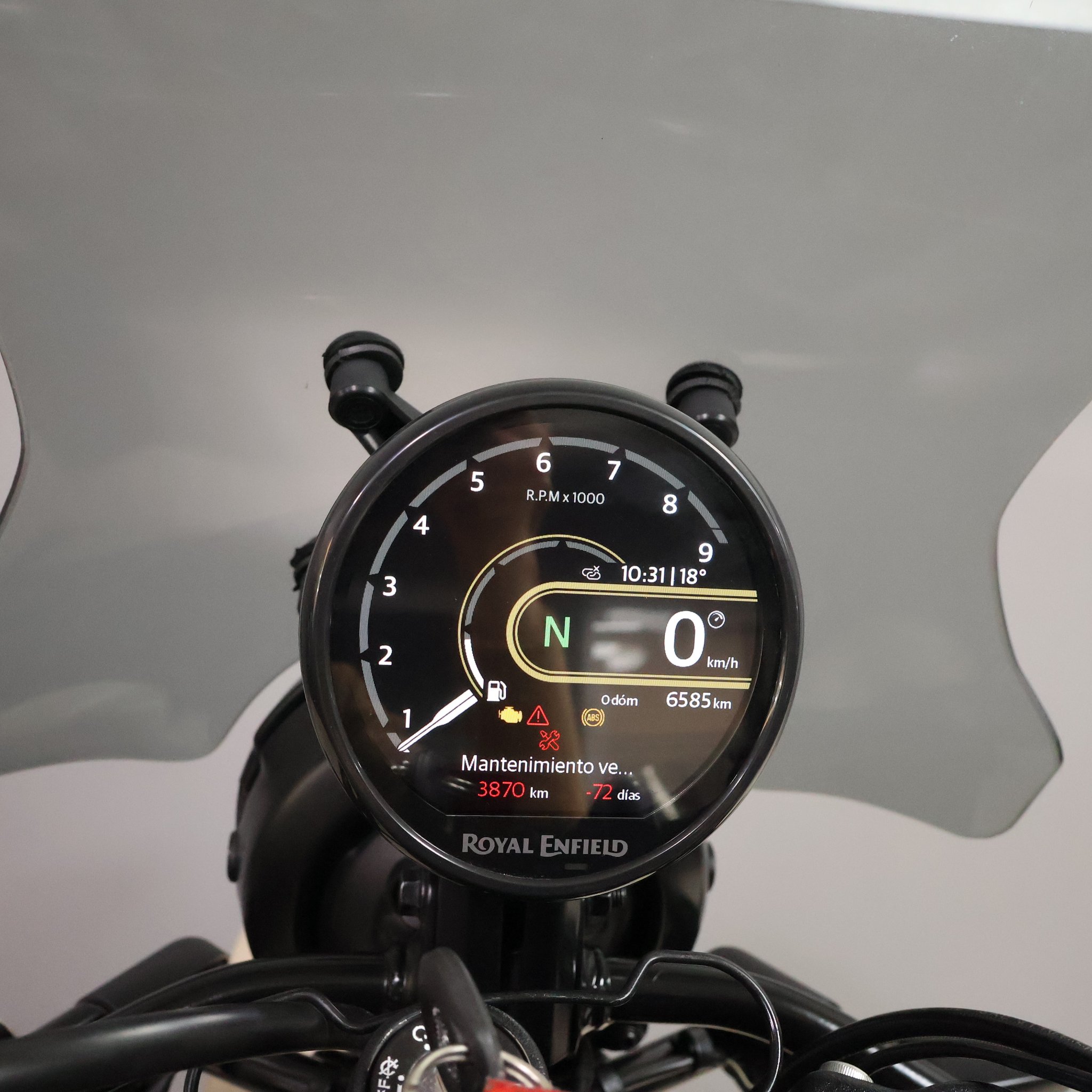 ROYAL ENFIELD HIMALAYAN 450 2025