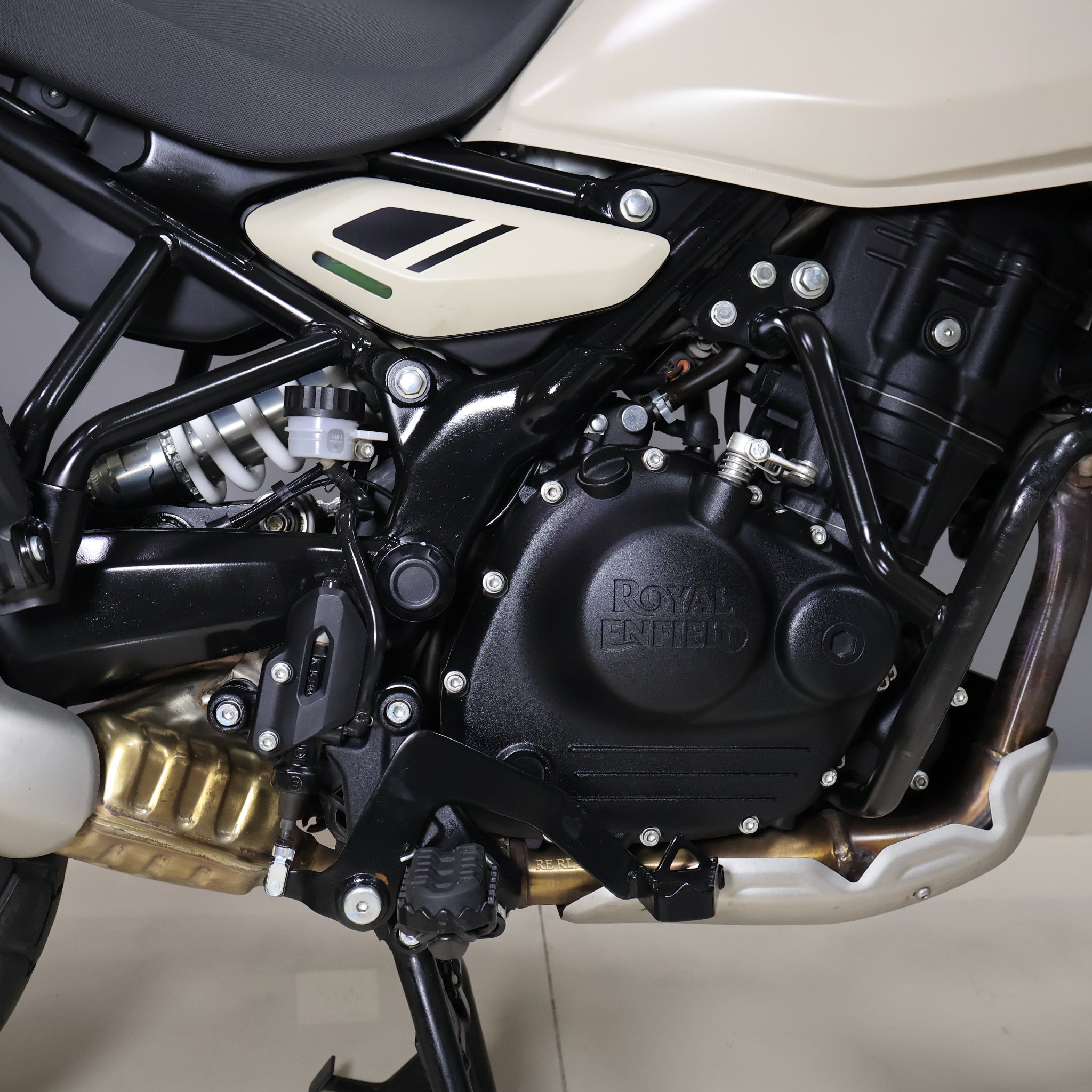 ROYAL ENFIELD HIMALAYAN 450 2025