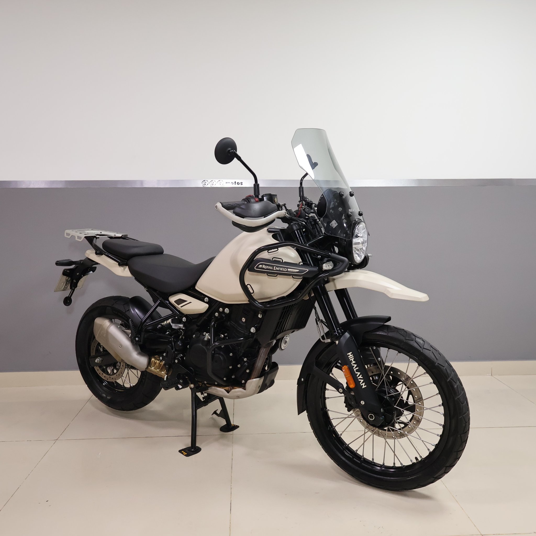 ROYAL ENFIELD HIMALAYAN 450 2025