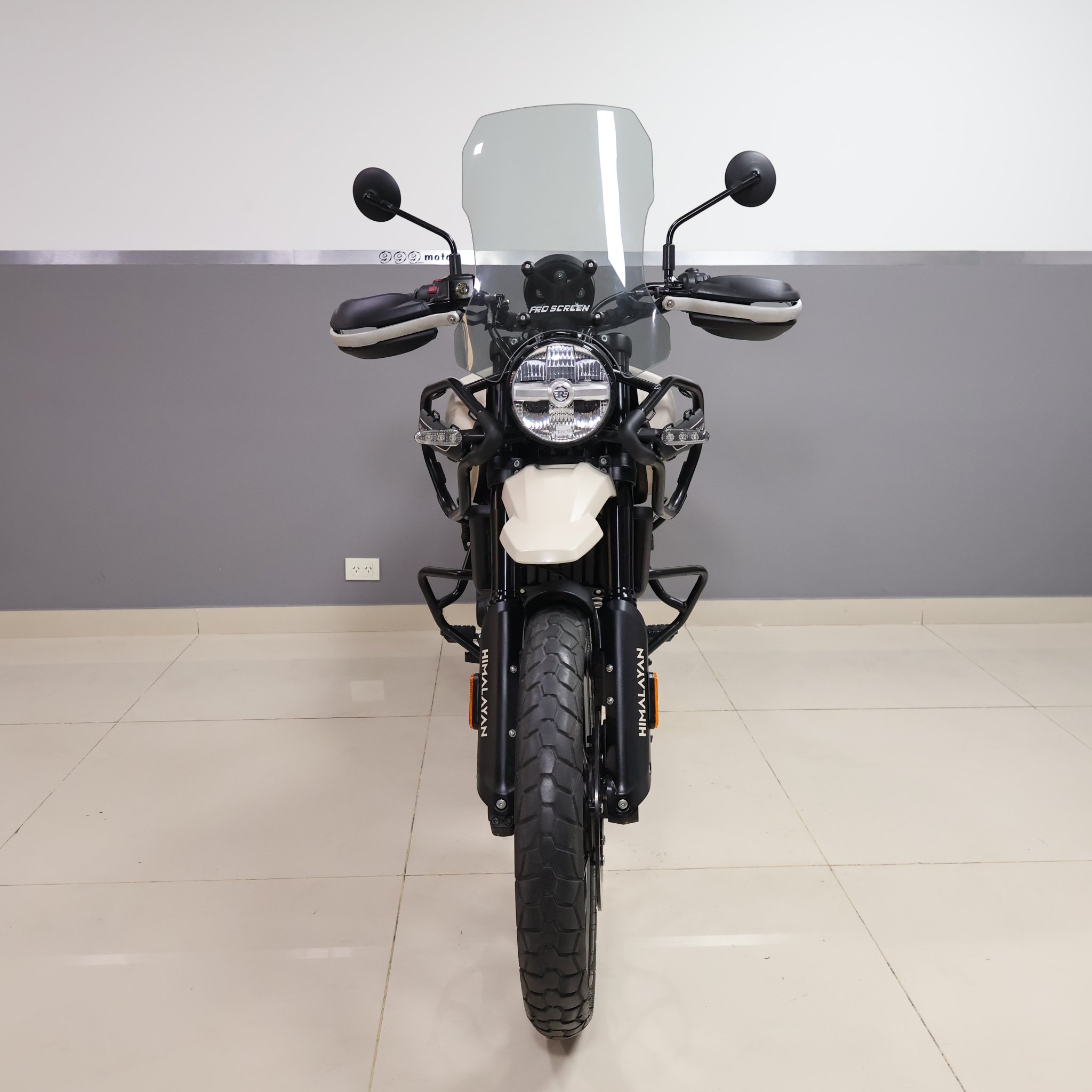 ROYAL ENFIELD HIMALAYAN 450 2025