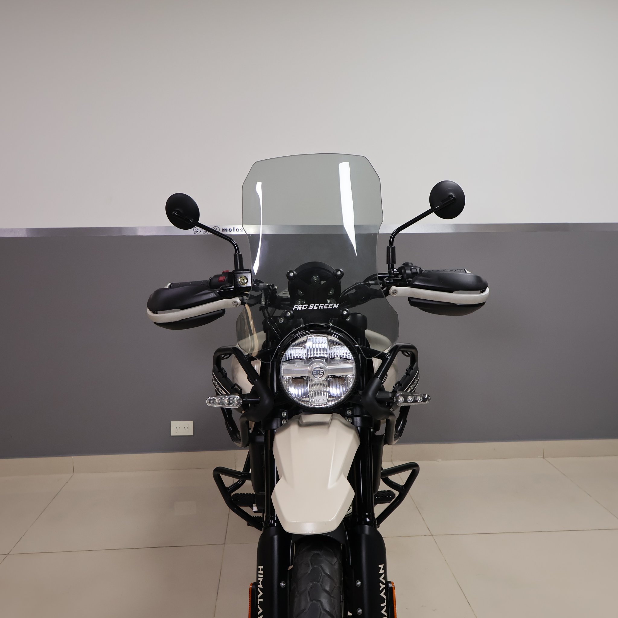 ROYAL ENFIELD HIMALAYAN 450 2025