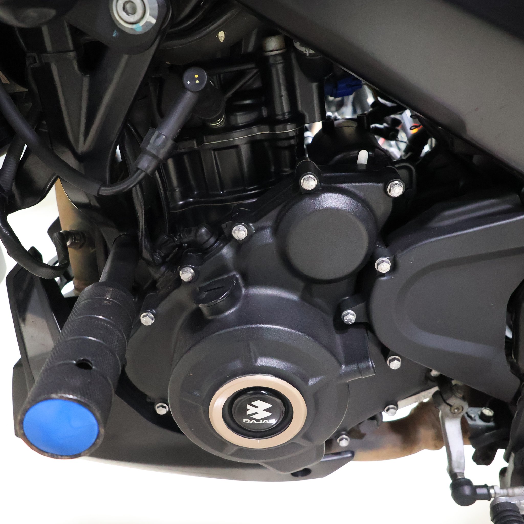 BAJAJ DOMINAR 250 2024 A206NFO