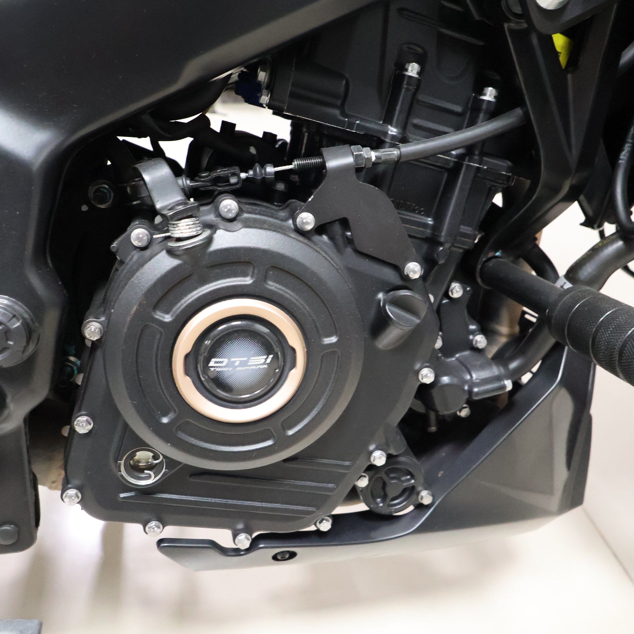 BAJAJ DOMINAR 250 2024 A206NFO