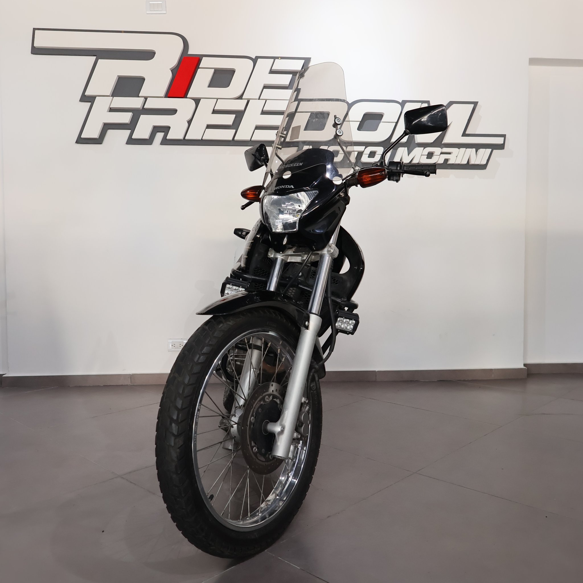 HONDA FALCON 2013 049JIY