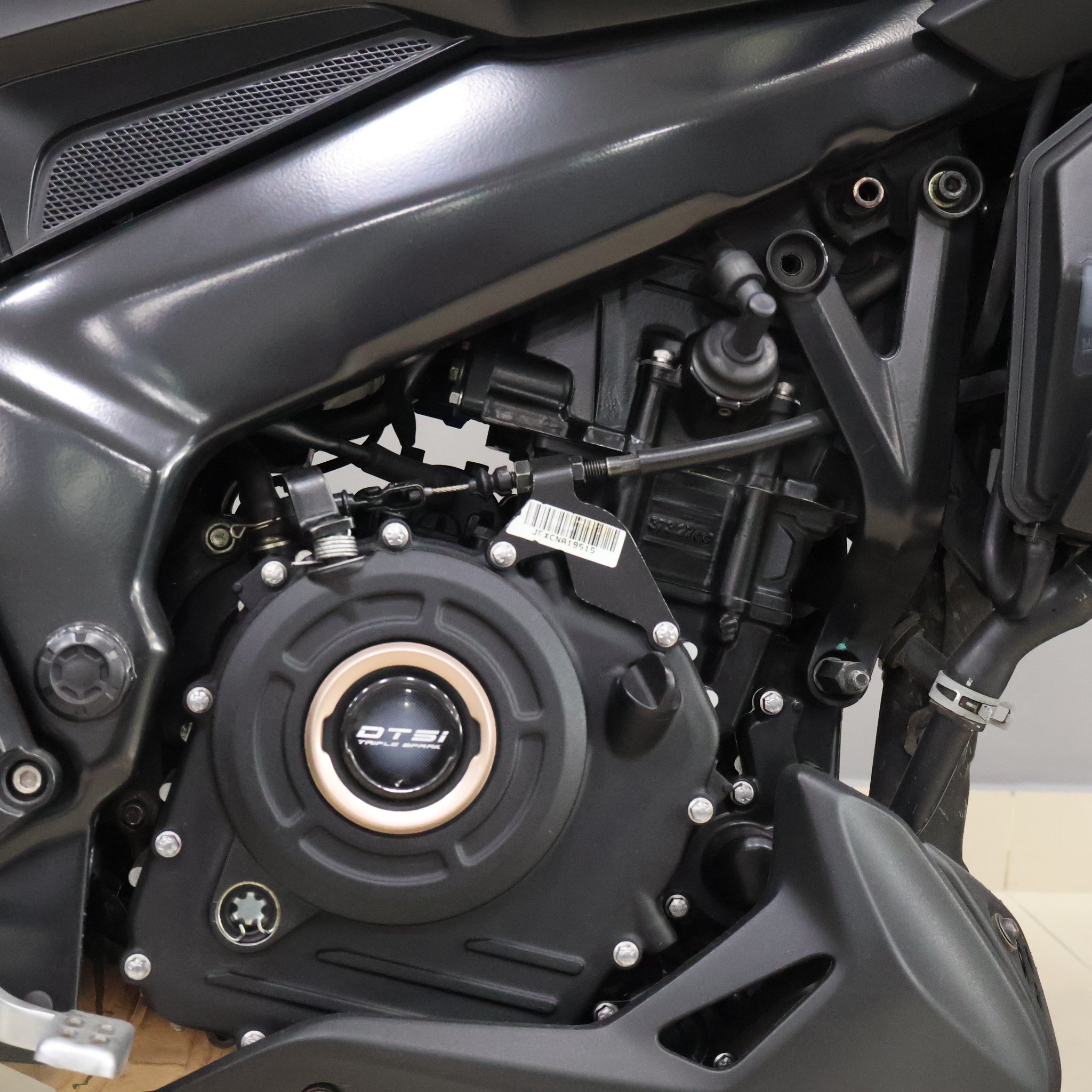 BAJAJ DOMINAR 400 2023 A193HHX