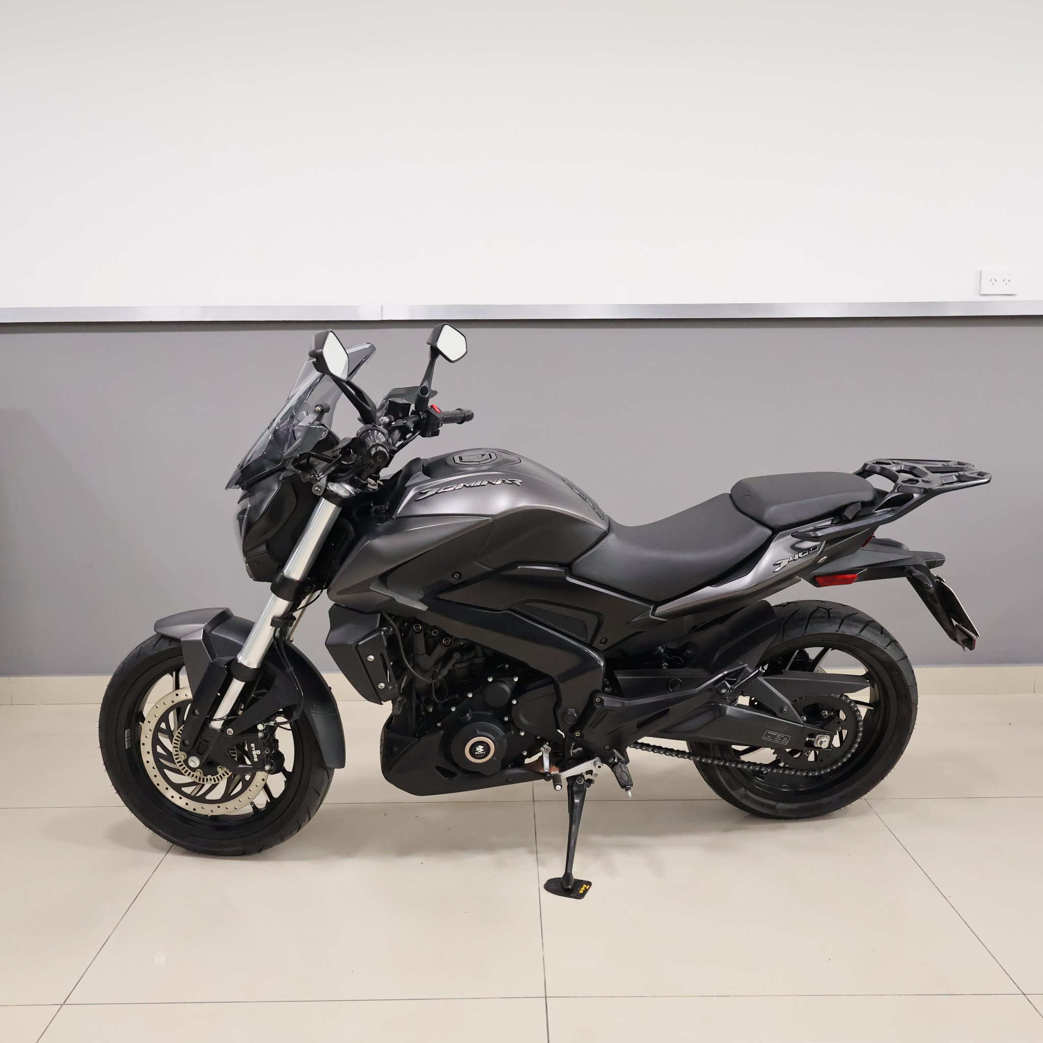 BAJAJ DOMINAR 400 2023 A193HHX