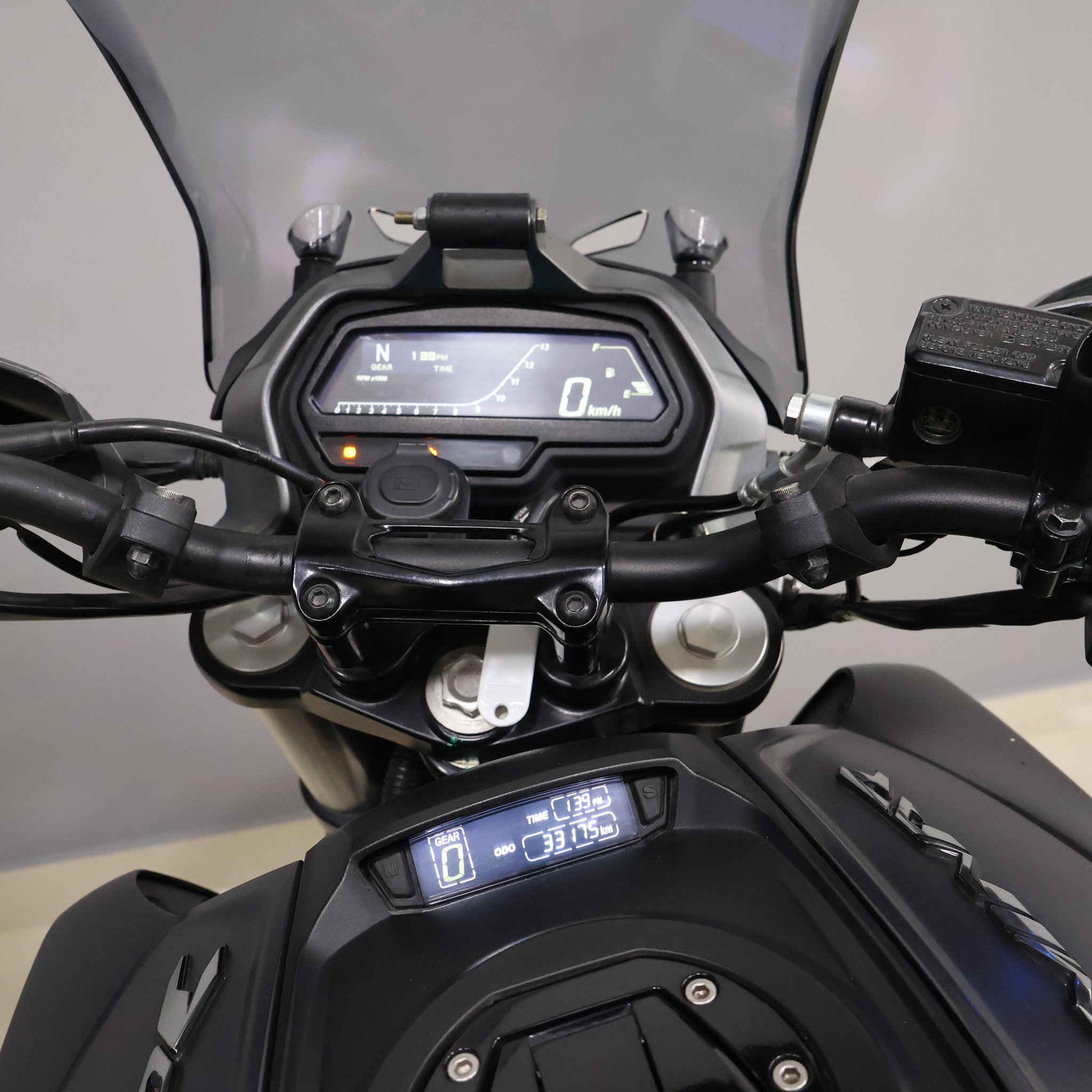 BAJAJ DOMINAR 400 2023 A193HHX