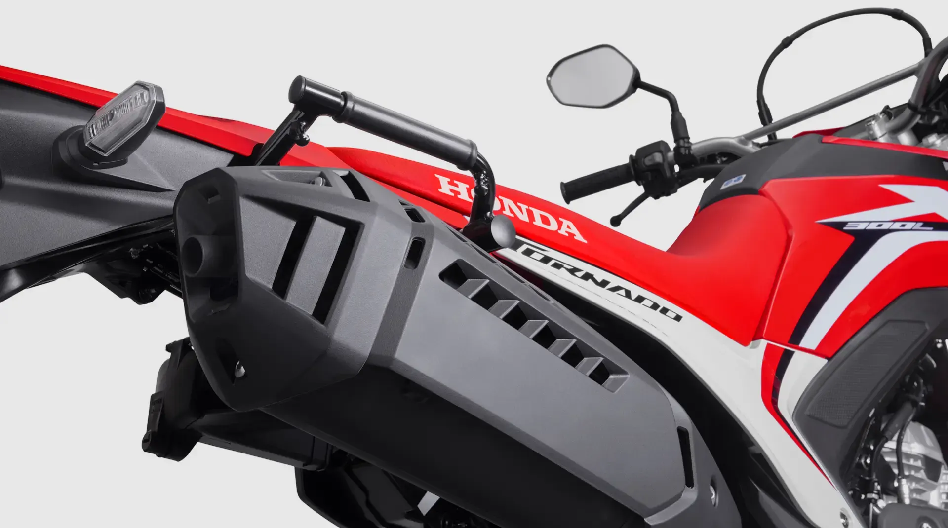 HONDA TORNADO 300