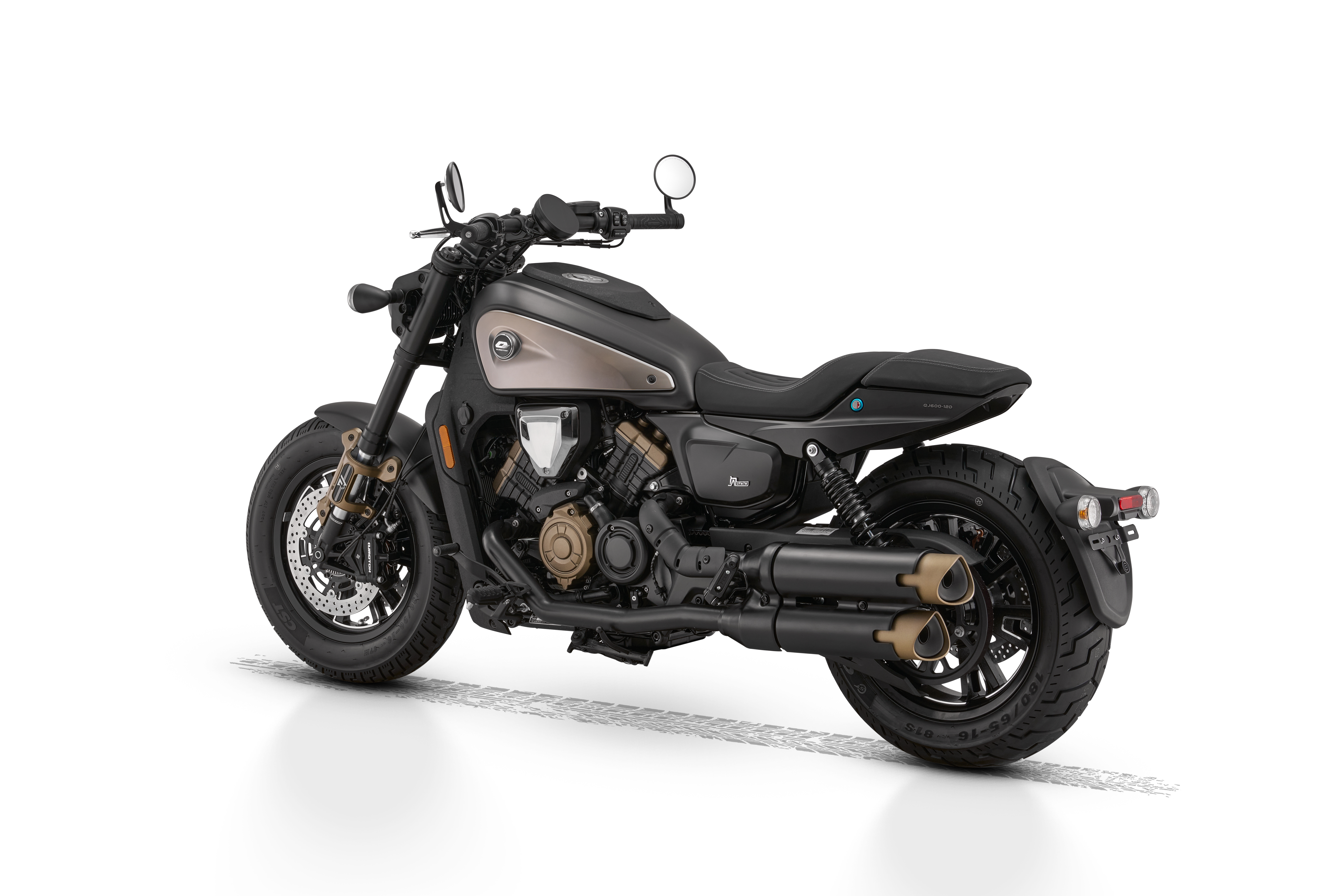 QJ MOTOR SRV 600