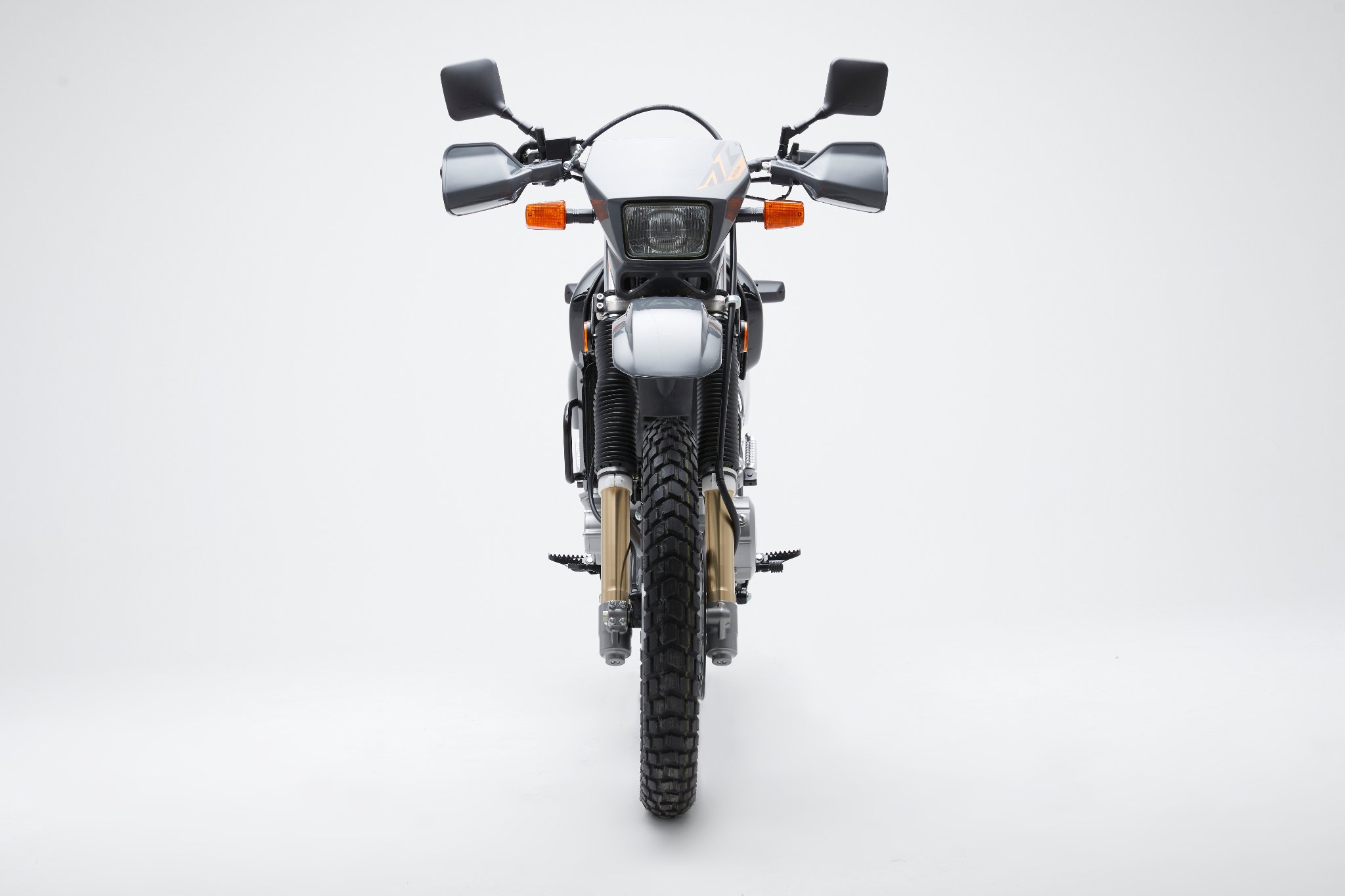 SUZUKI DR 650
