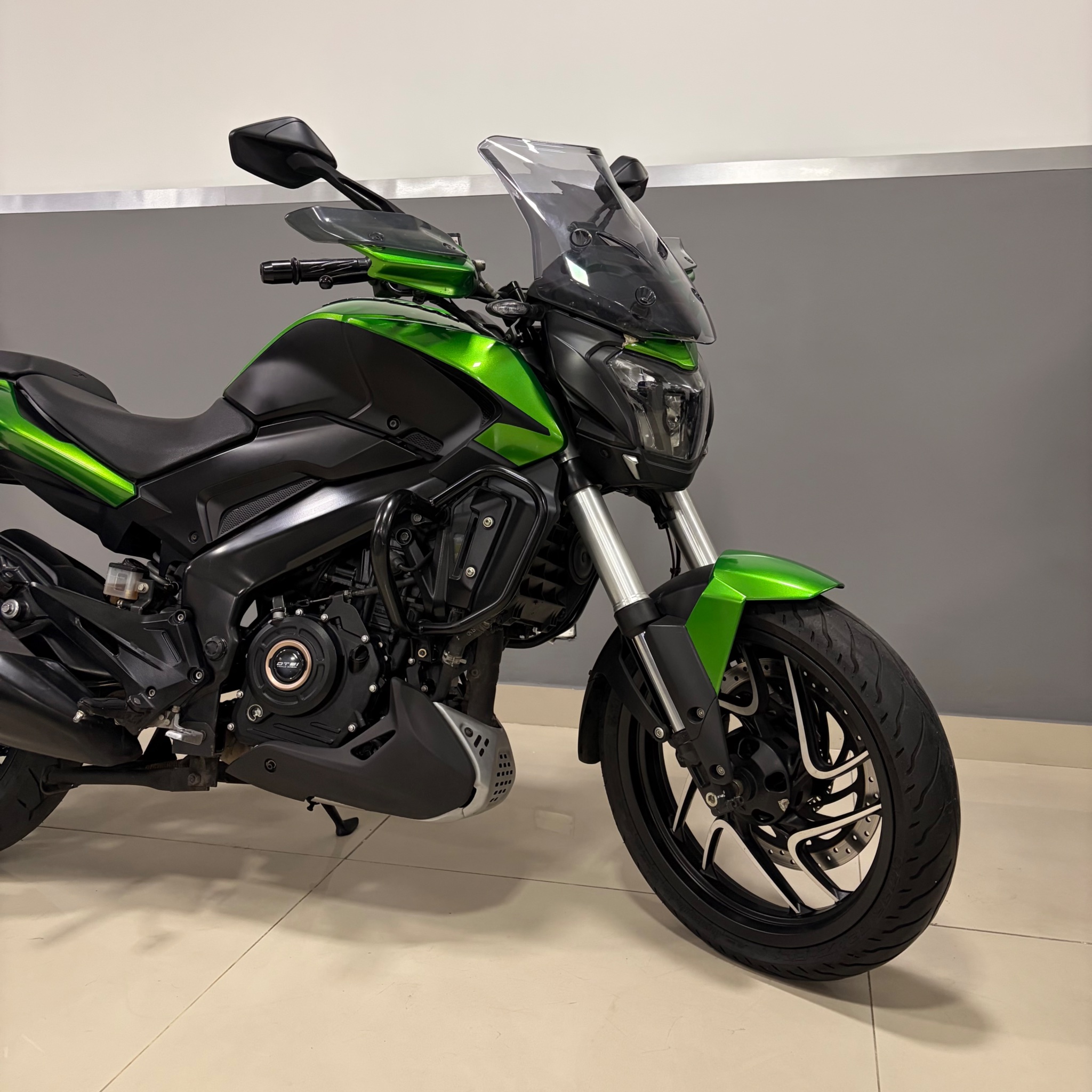 BAJAJ DOMINAR 400 2024 A227QDX
