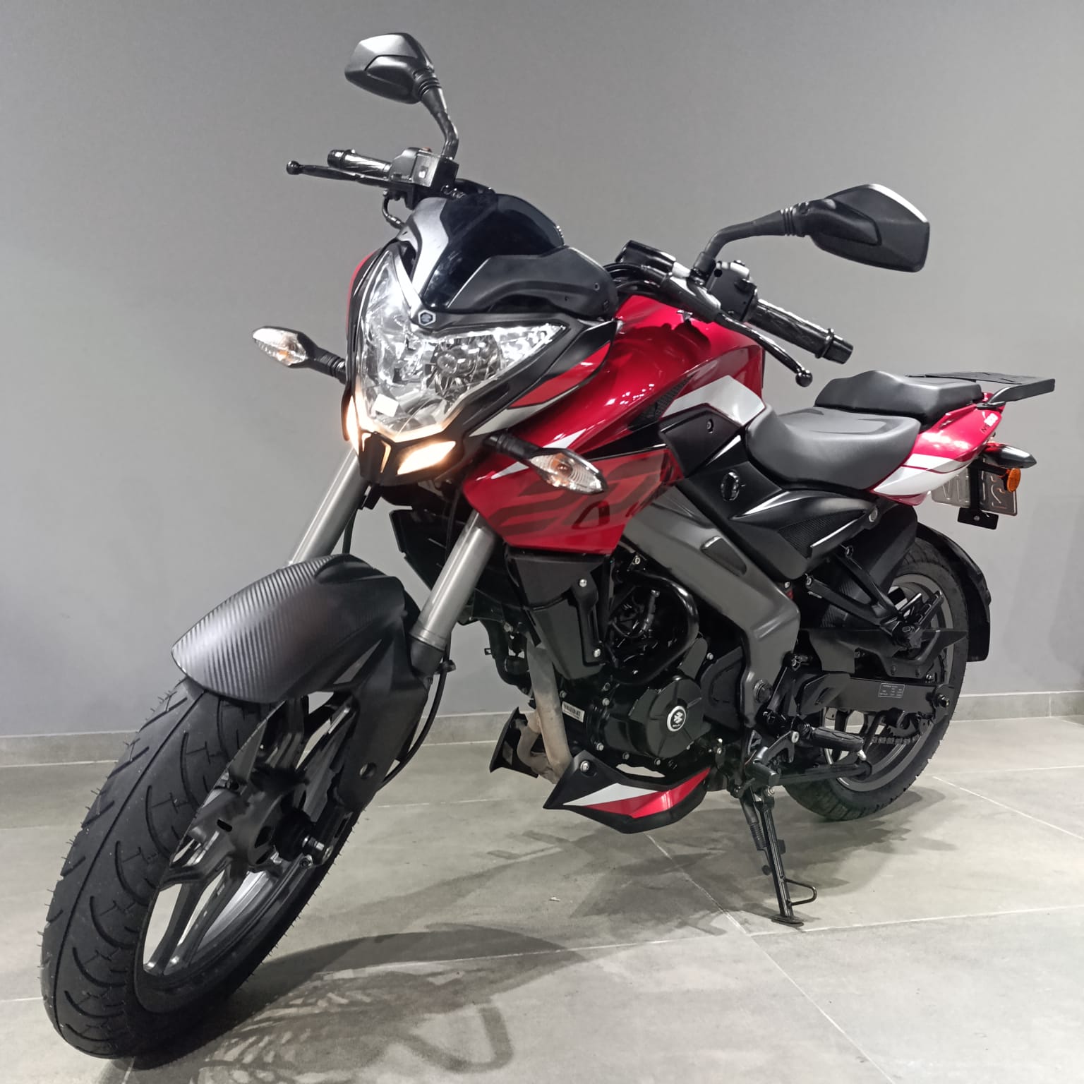 BAJAJ NS 200 2026 A272UUV