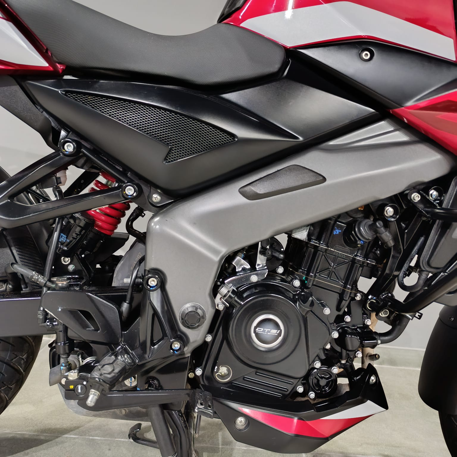 BAJAJ NS 200 2026 A272UUV