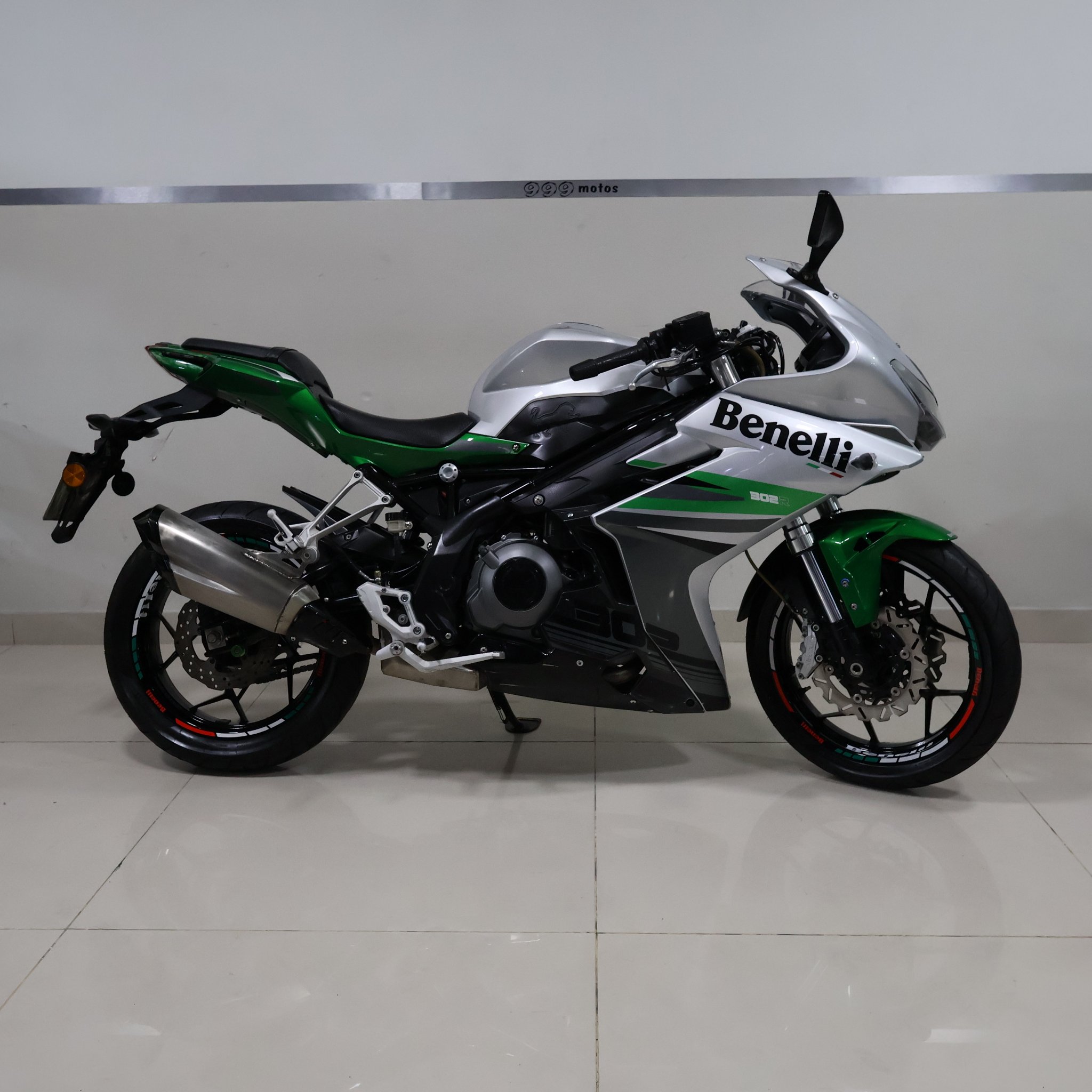 BENELLI 302 R 2018 A080SRU