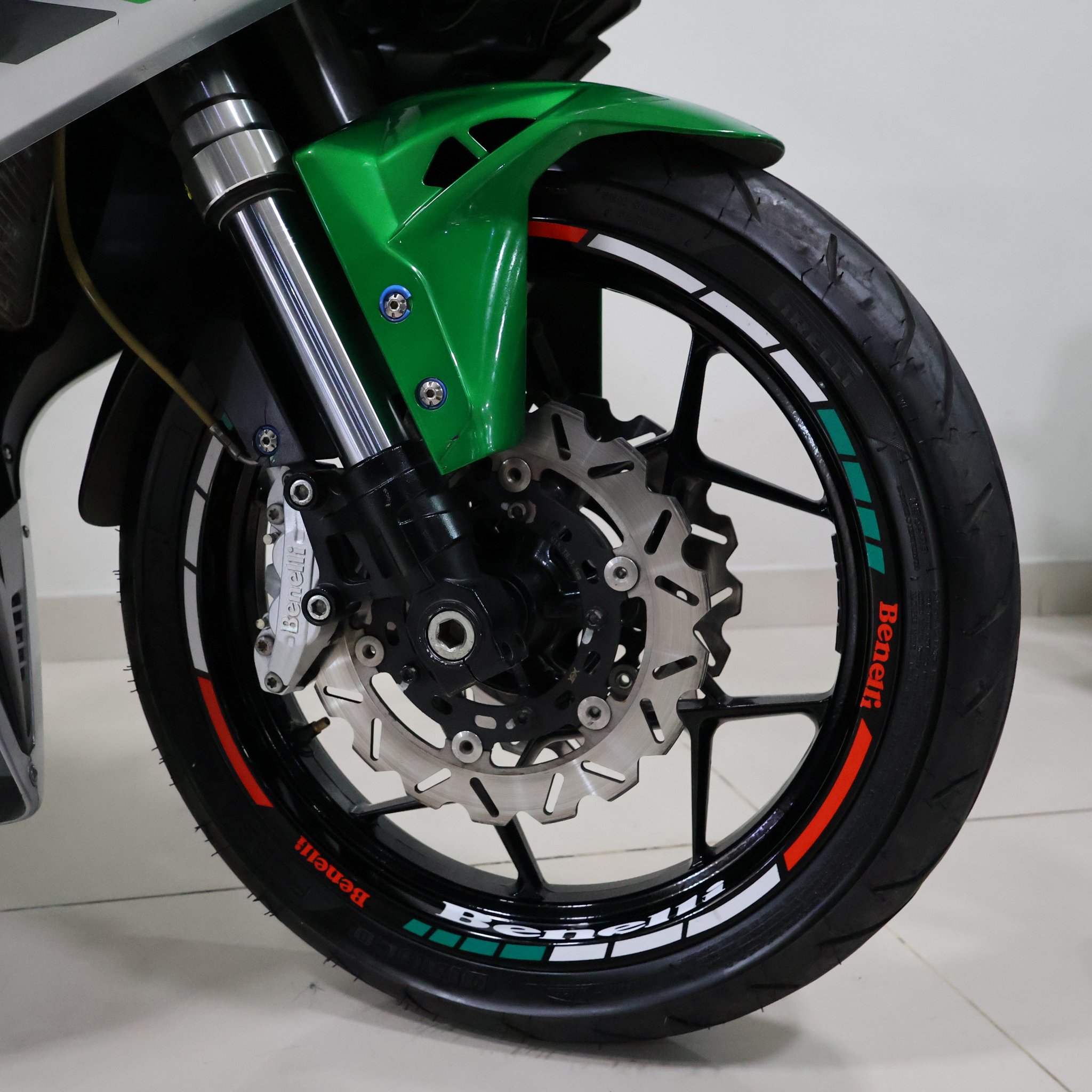 BENELLI 302 R 2018 A080SRU