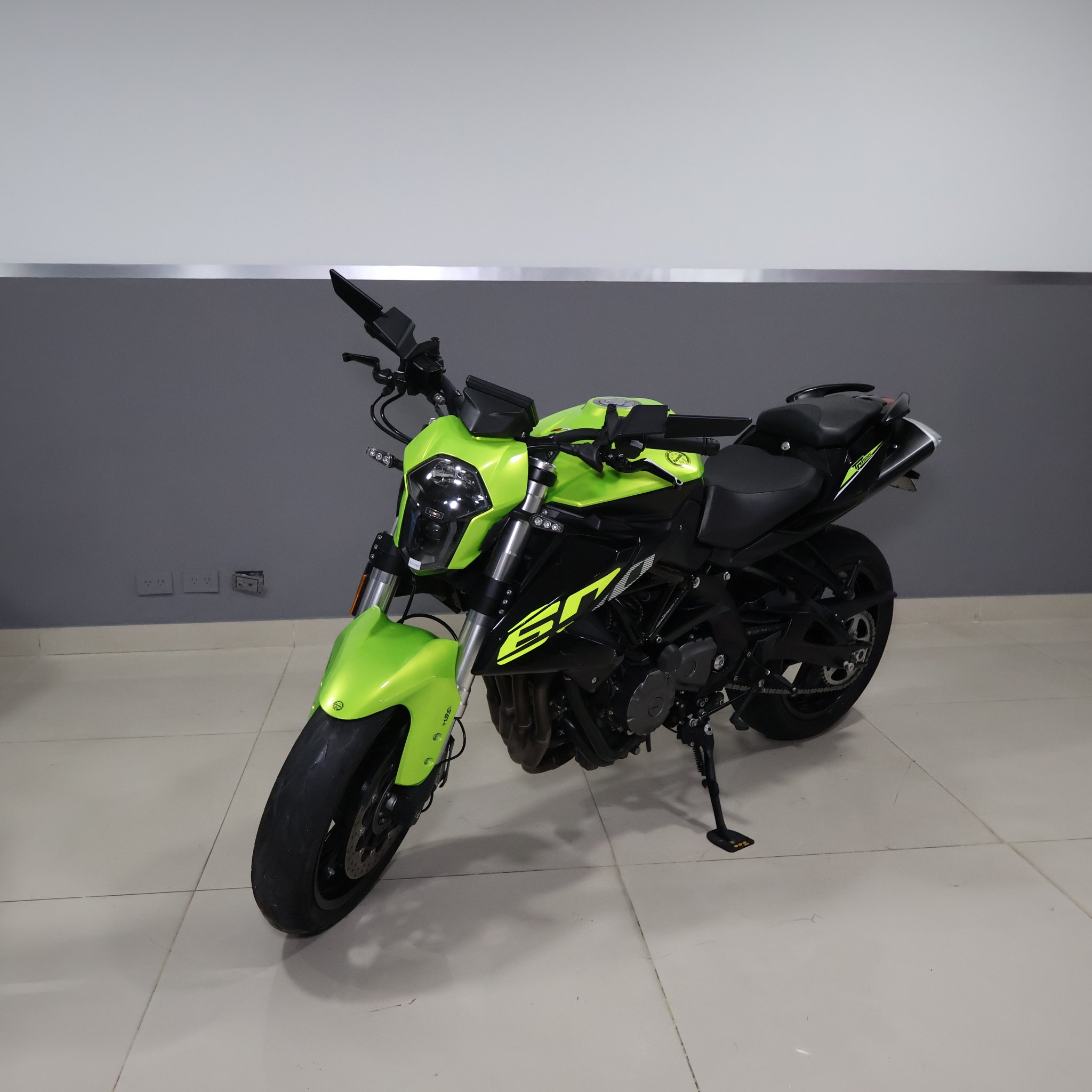BENELLI TNT 600I 2023 A177WXO