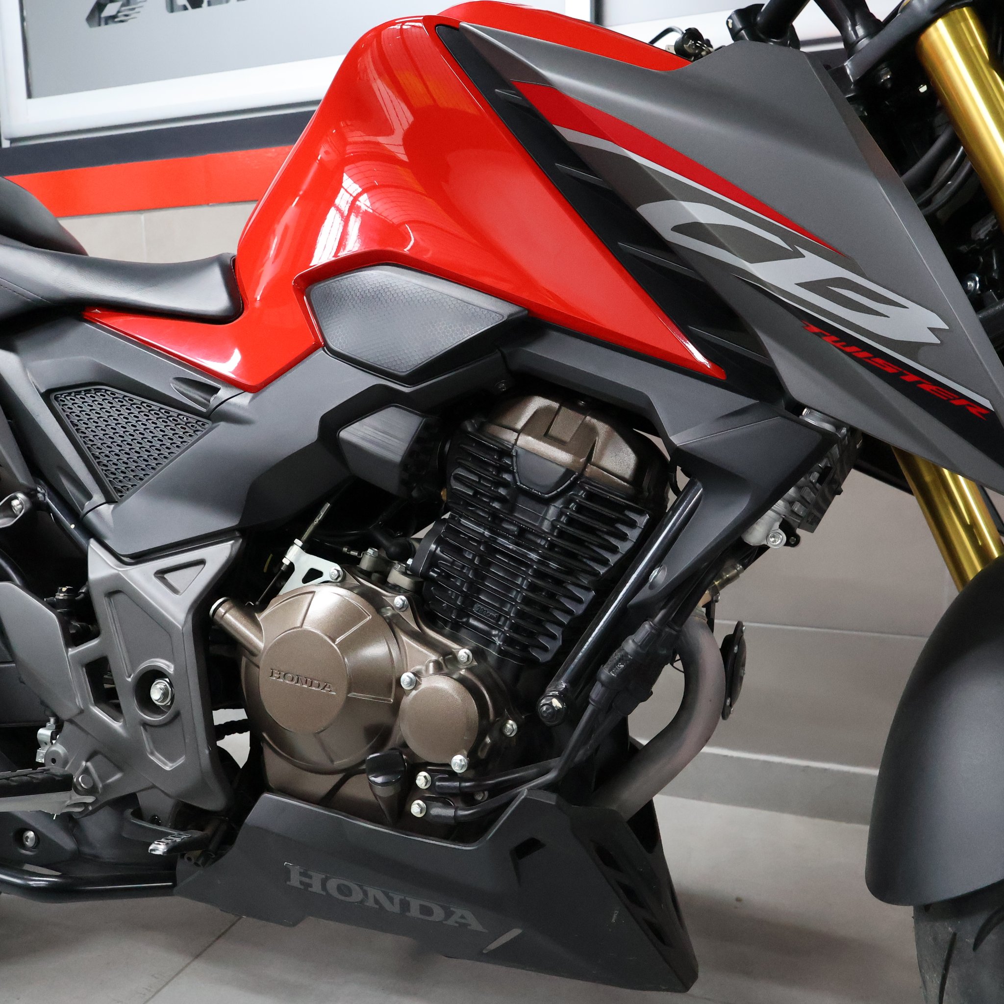 HONDA CB 300 2024 A225DVR