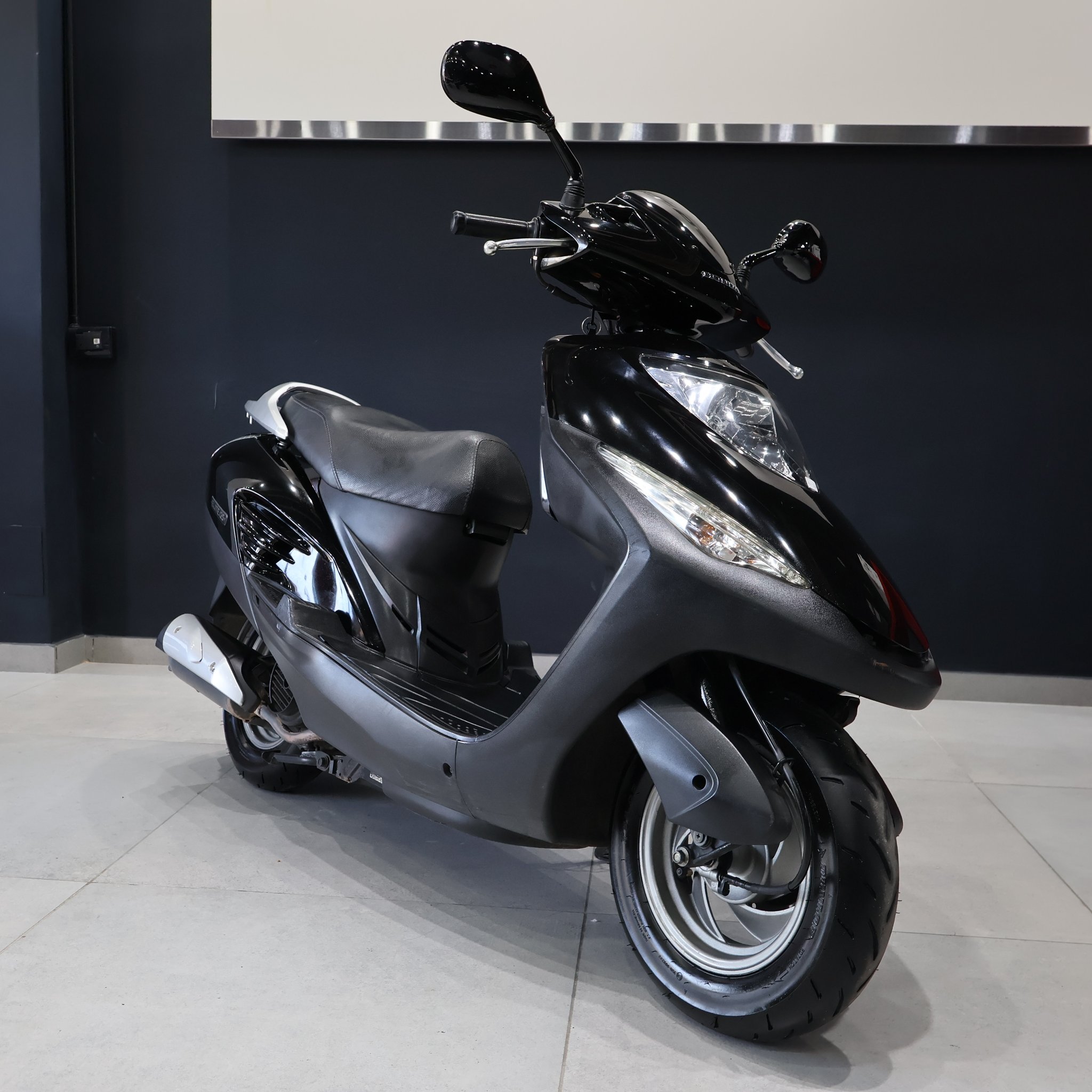 HONDA ELITE 125 2011 699HOP