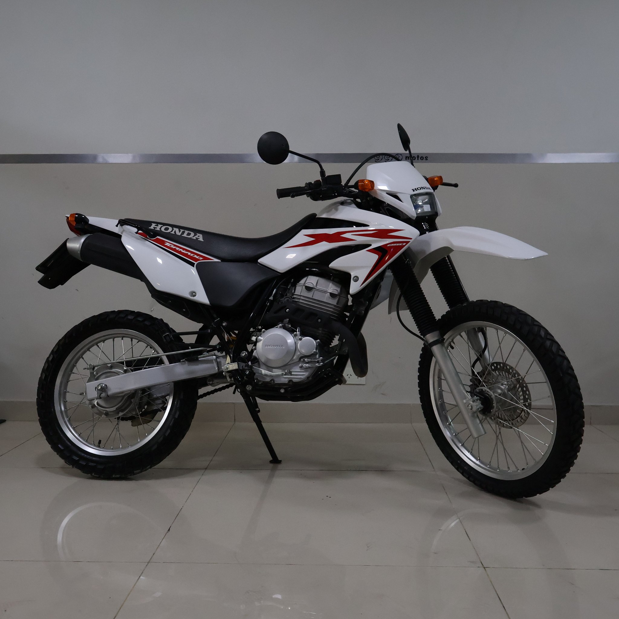 HONDA TORNADO 250 2023 A200IXV