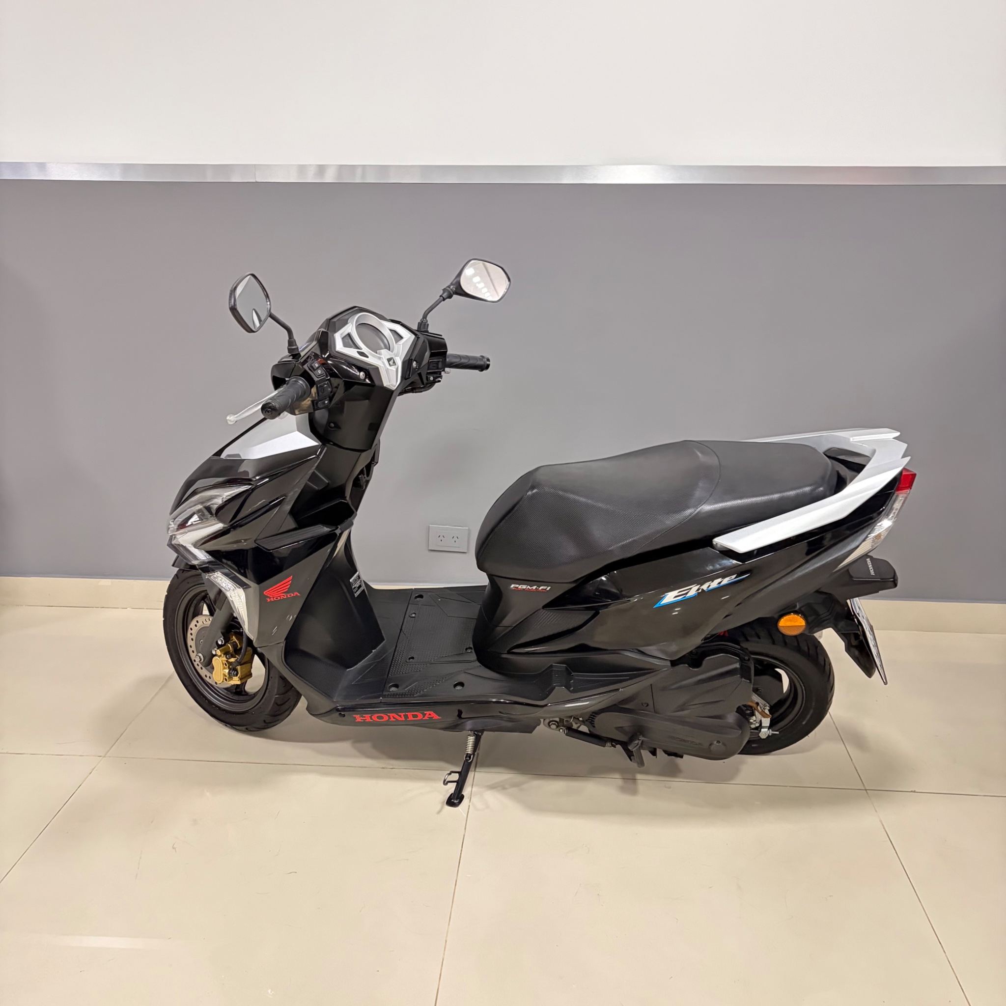 HONDA ELITE 125 2018 A066BMW