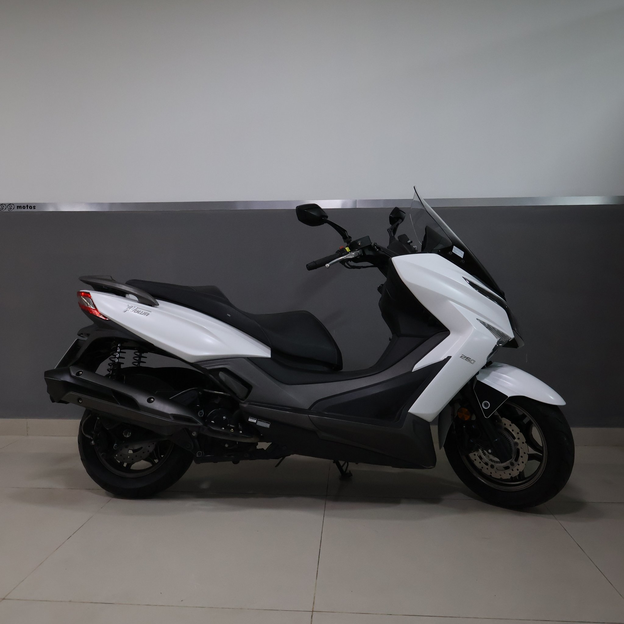 KYMCO XTOWN-250 2022 A173YZI