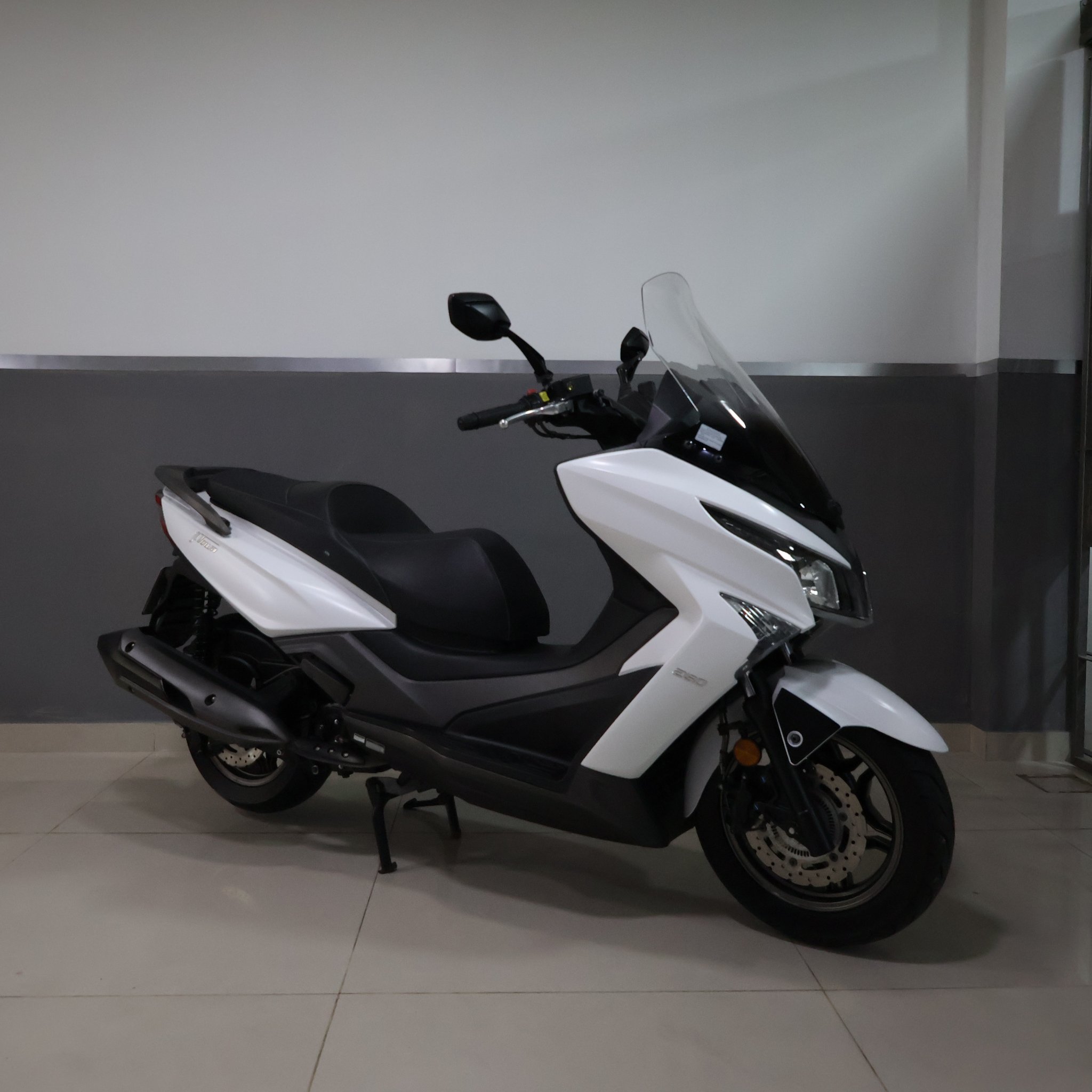 KYMCO XTOWN-250 2022 A173YZI