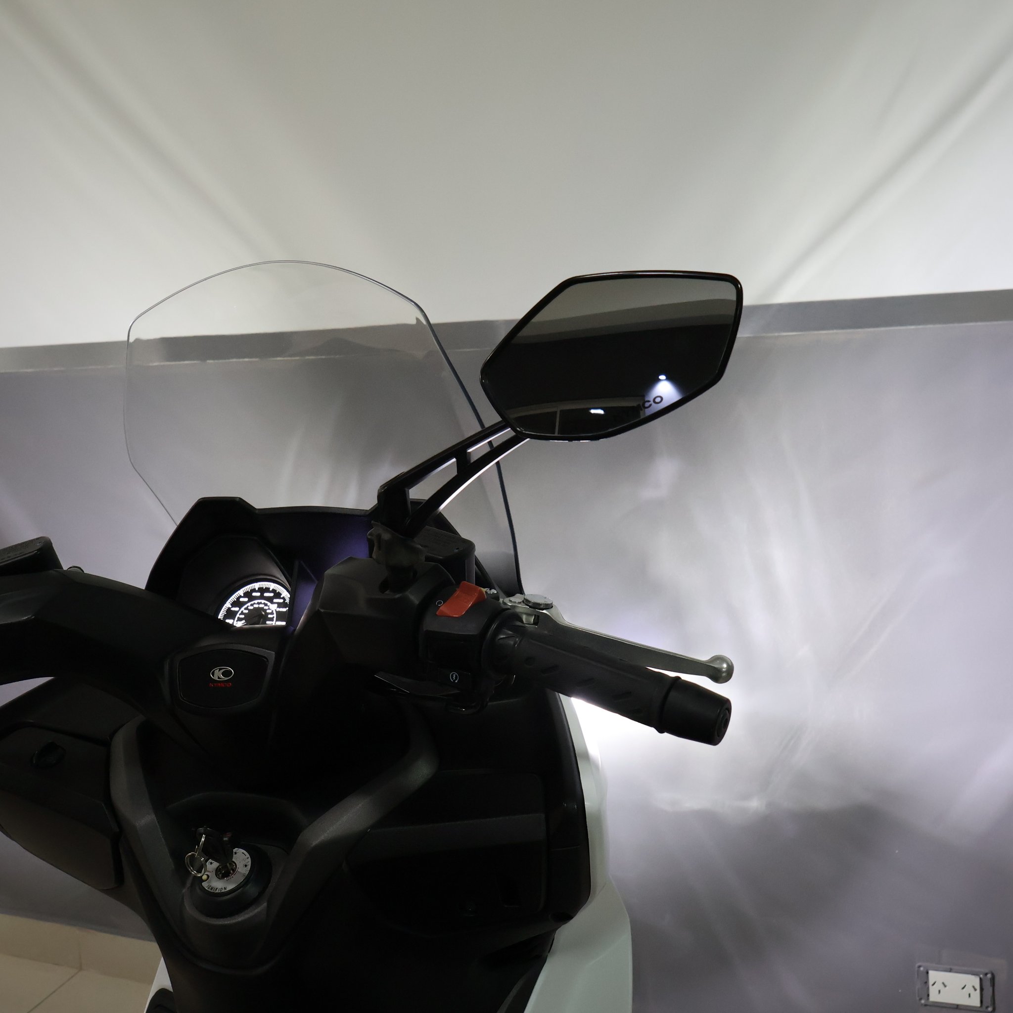 KYMCO XTOWN-250 2022 A173YZI