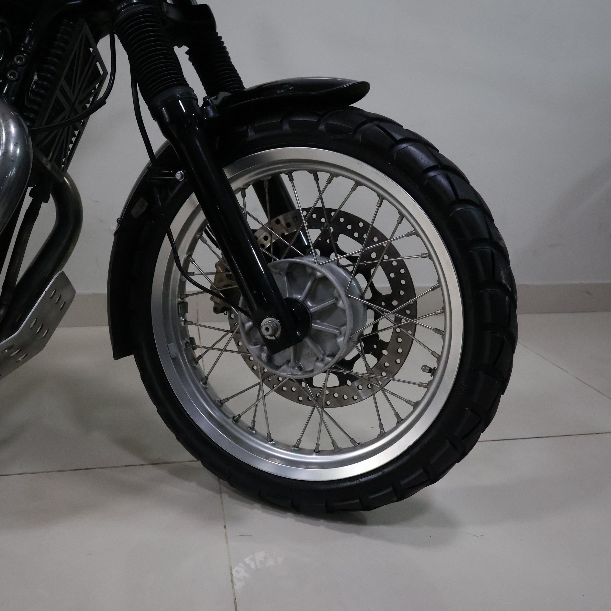 ROYAL ENFIELD INTERCEPTOR 650 2020 A128HER
