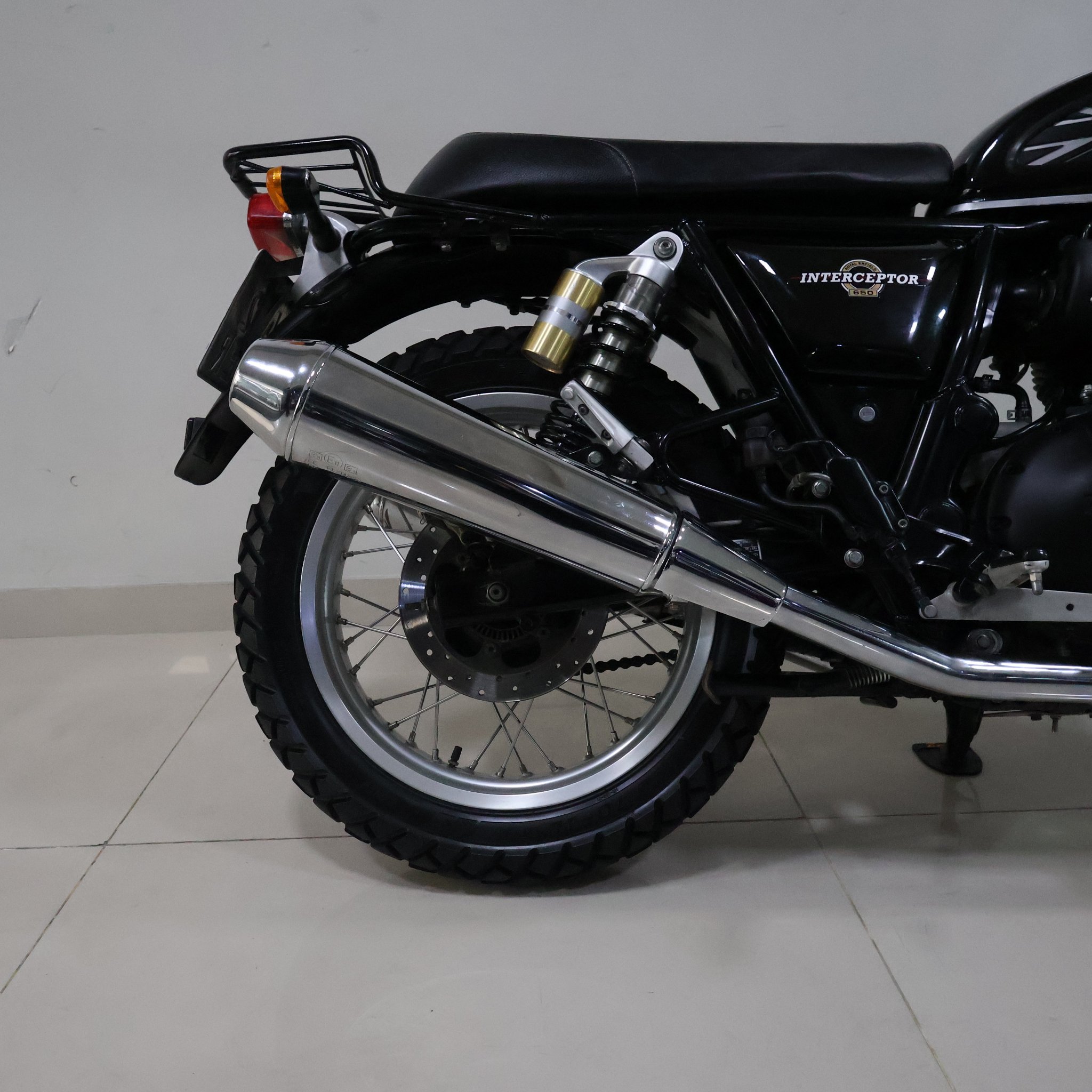 ROYAL ENFIELD INTERCEPTOR 650 2020 A128HER