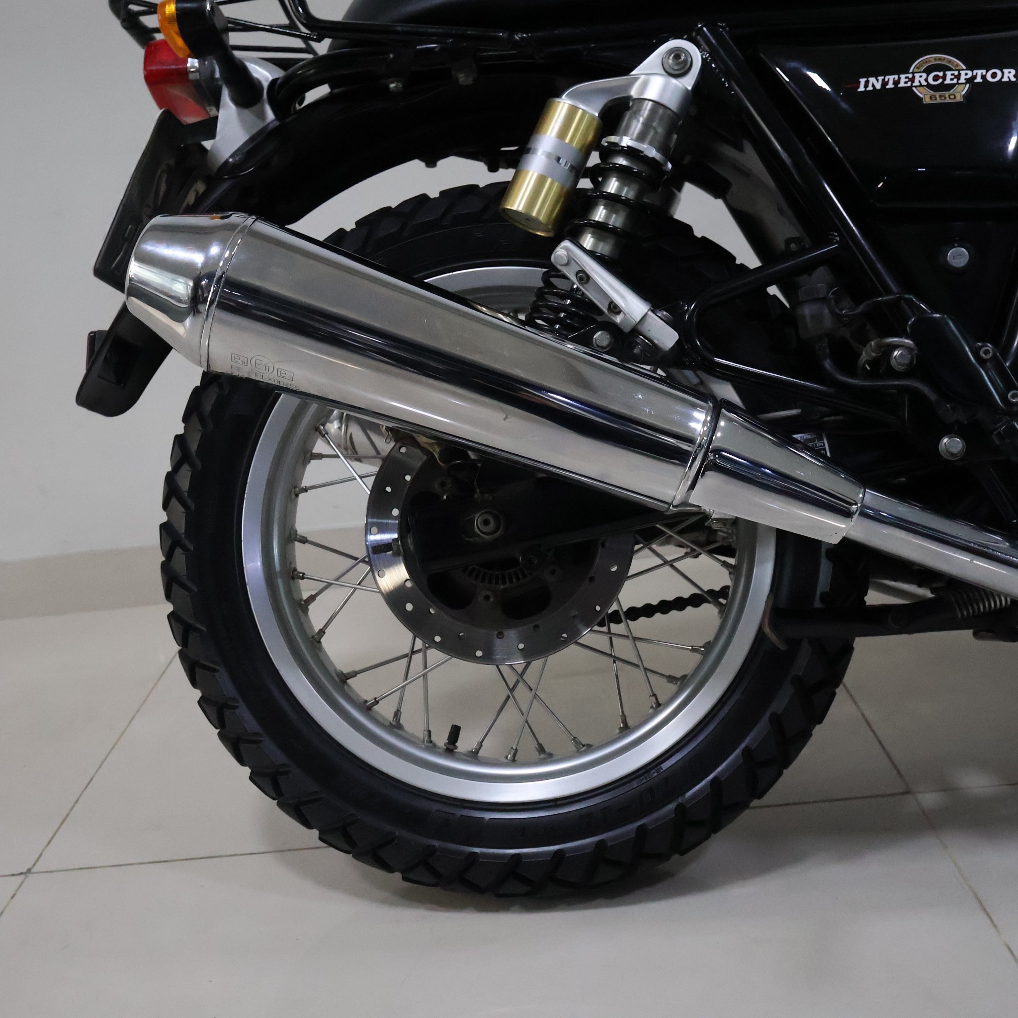 ROYAL ENFIELD INTERCEPTOR 650 2020 A128HER