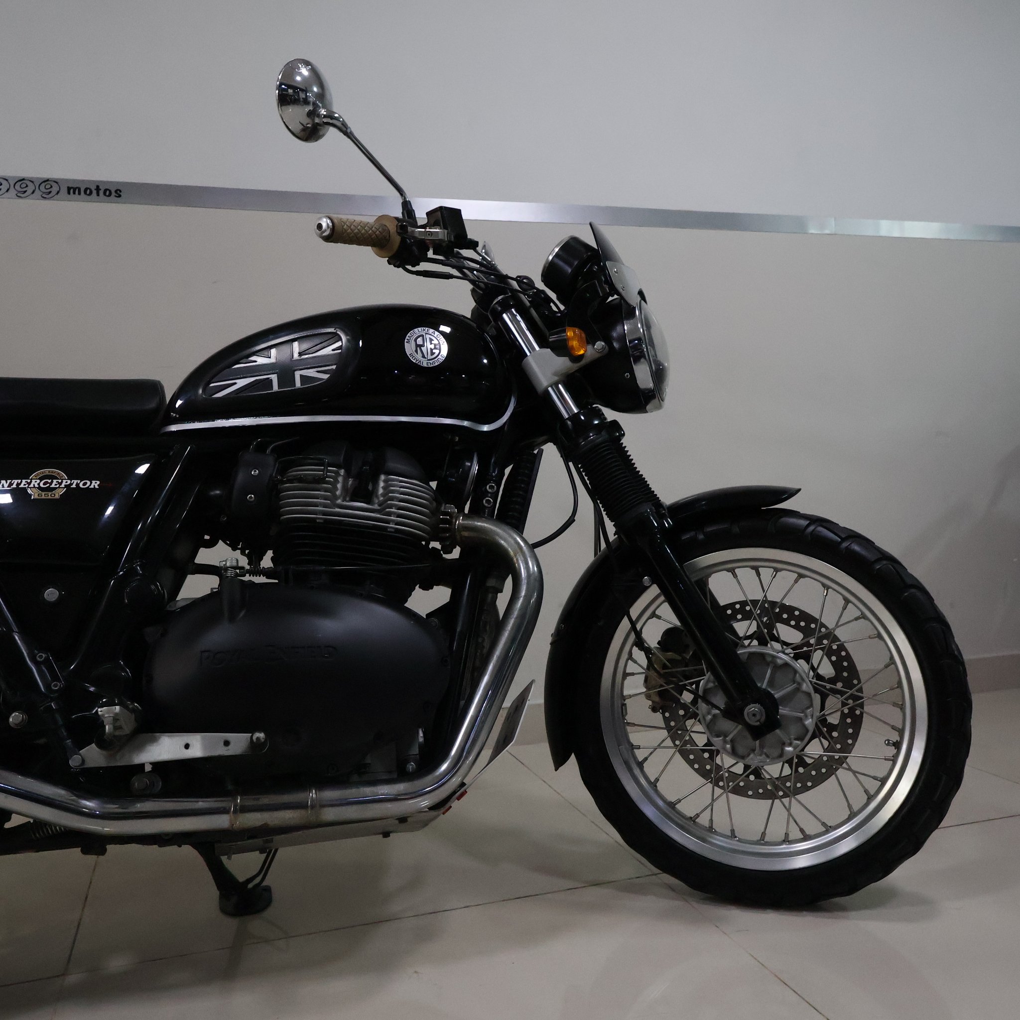 ROYAL ENFIELD INTERCEPTOR 650 2020 A128HER