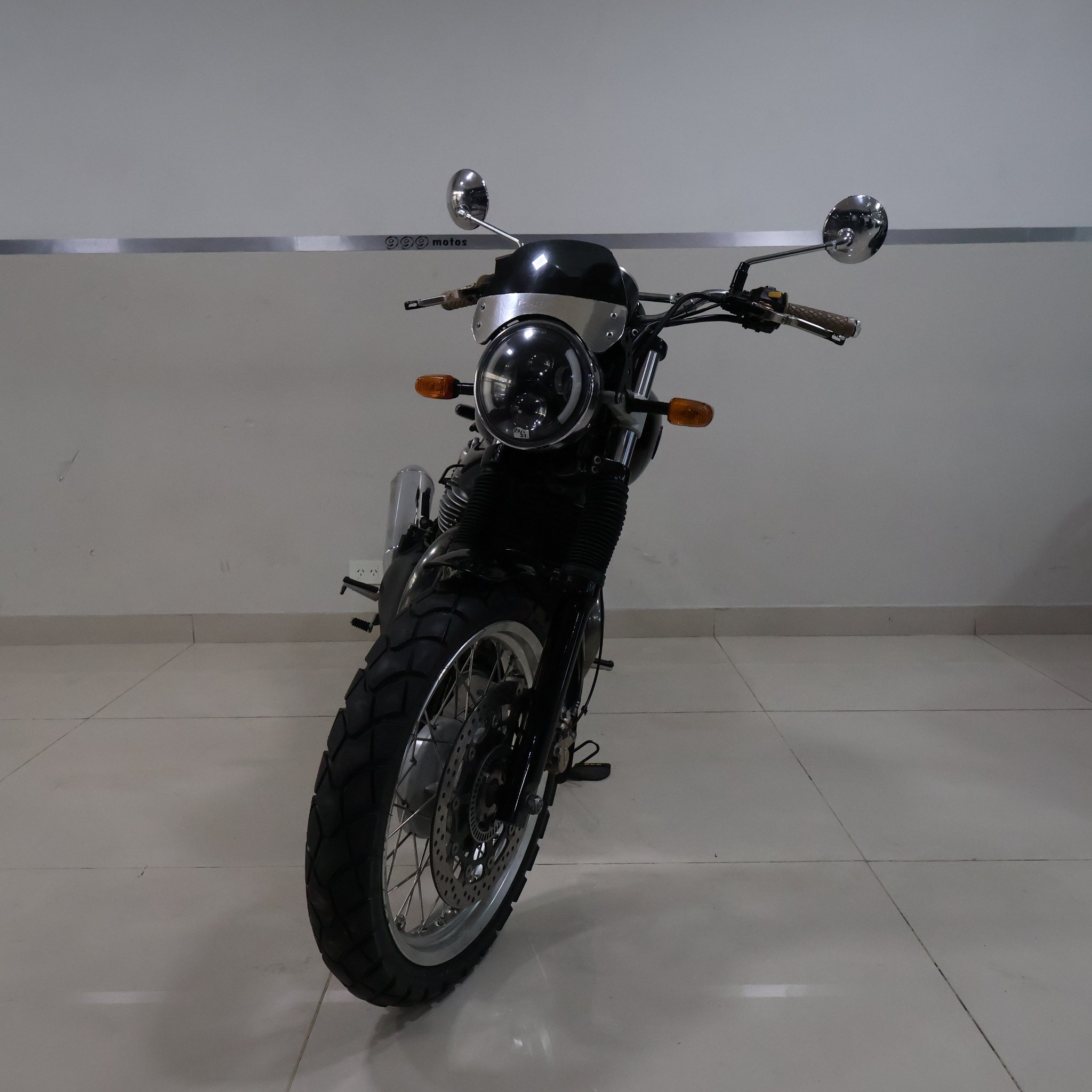 ROYAL ENFIELD INTERCEPTOR 650 2020 A128HER