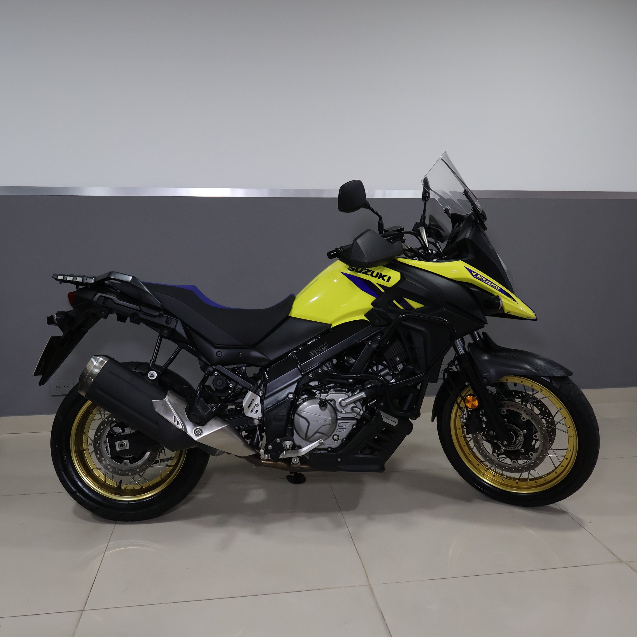 SUZUKI V-STROM 650 XT 2025 A240CNY