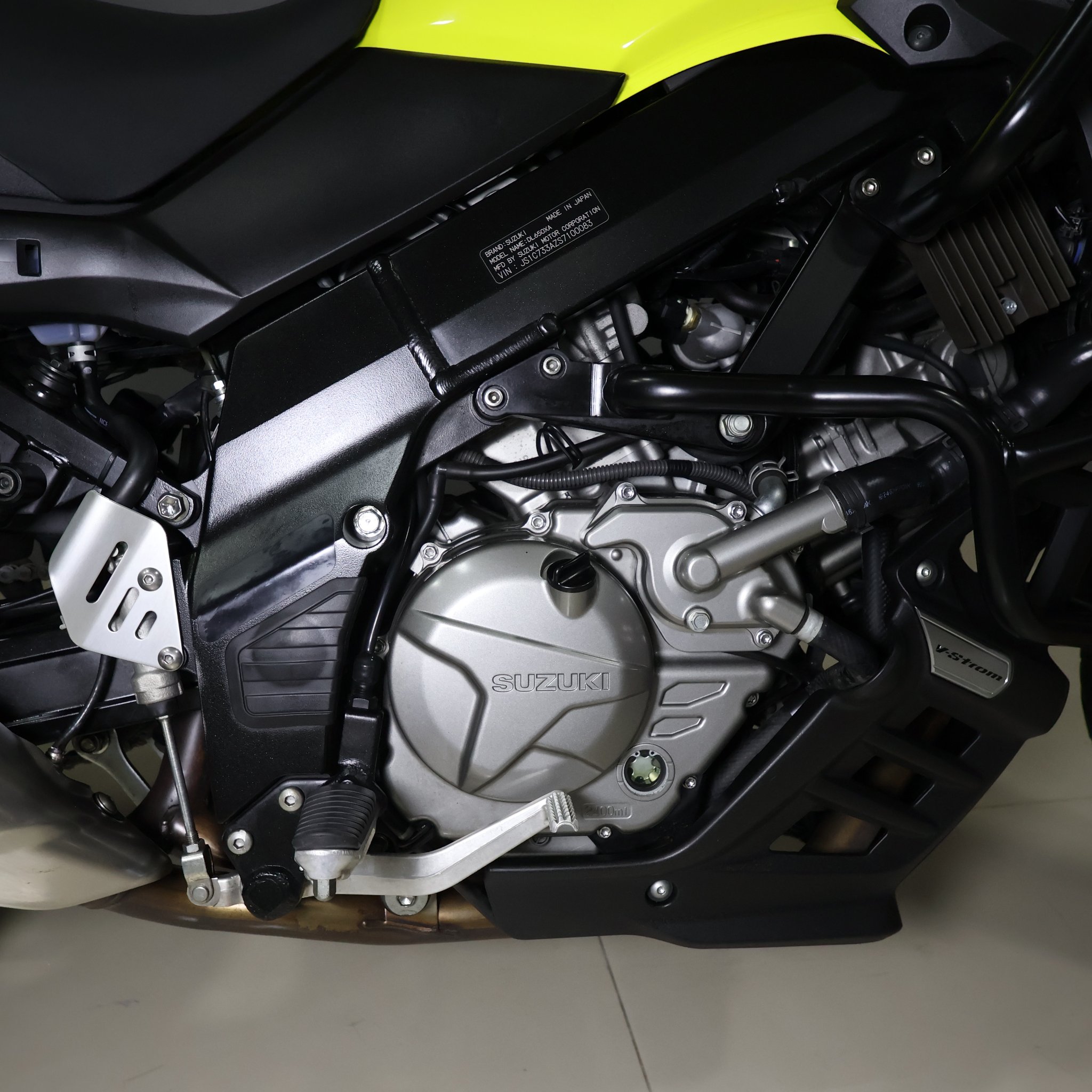 SUZUKI V-STROM 650 XT 2025 A240CNY