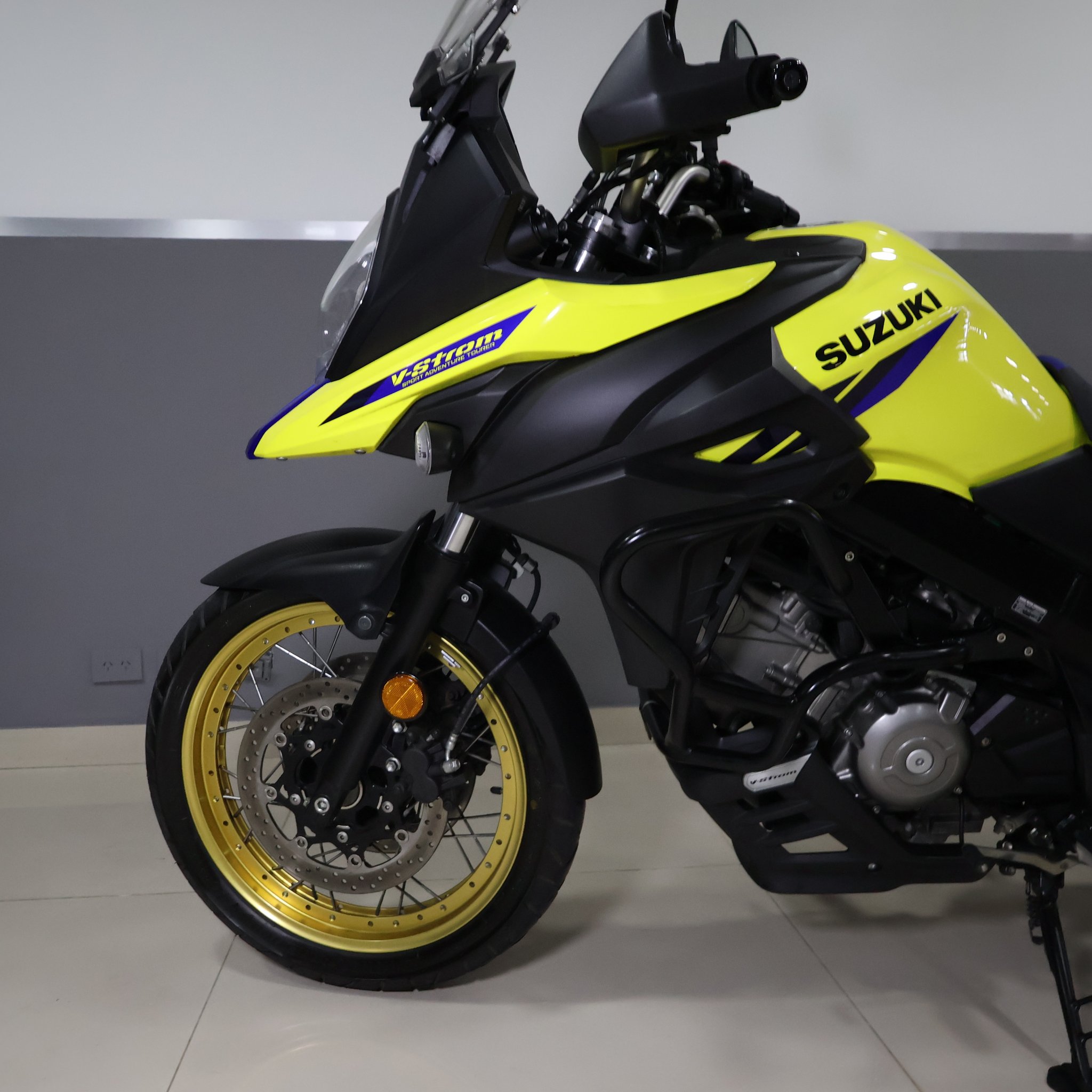 SUZUKI V-STROM 650 XT 2025 A240CNY