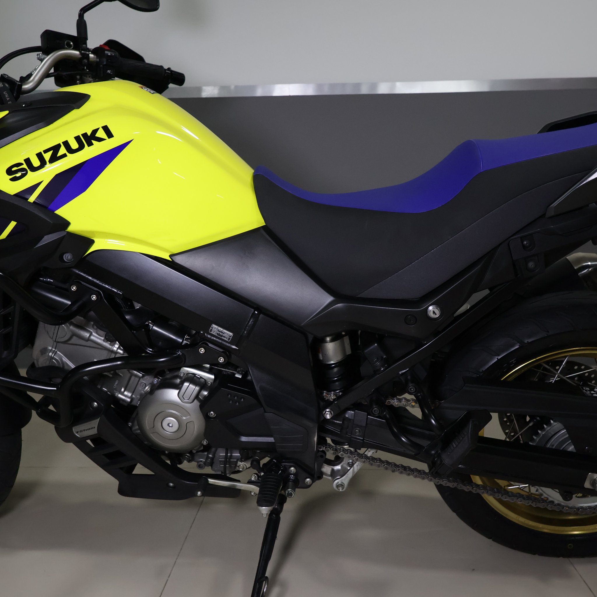 SUZUKI V-STROM 650 XT 2025 A240CNY