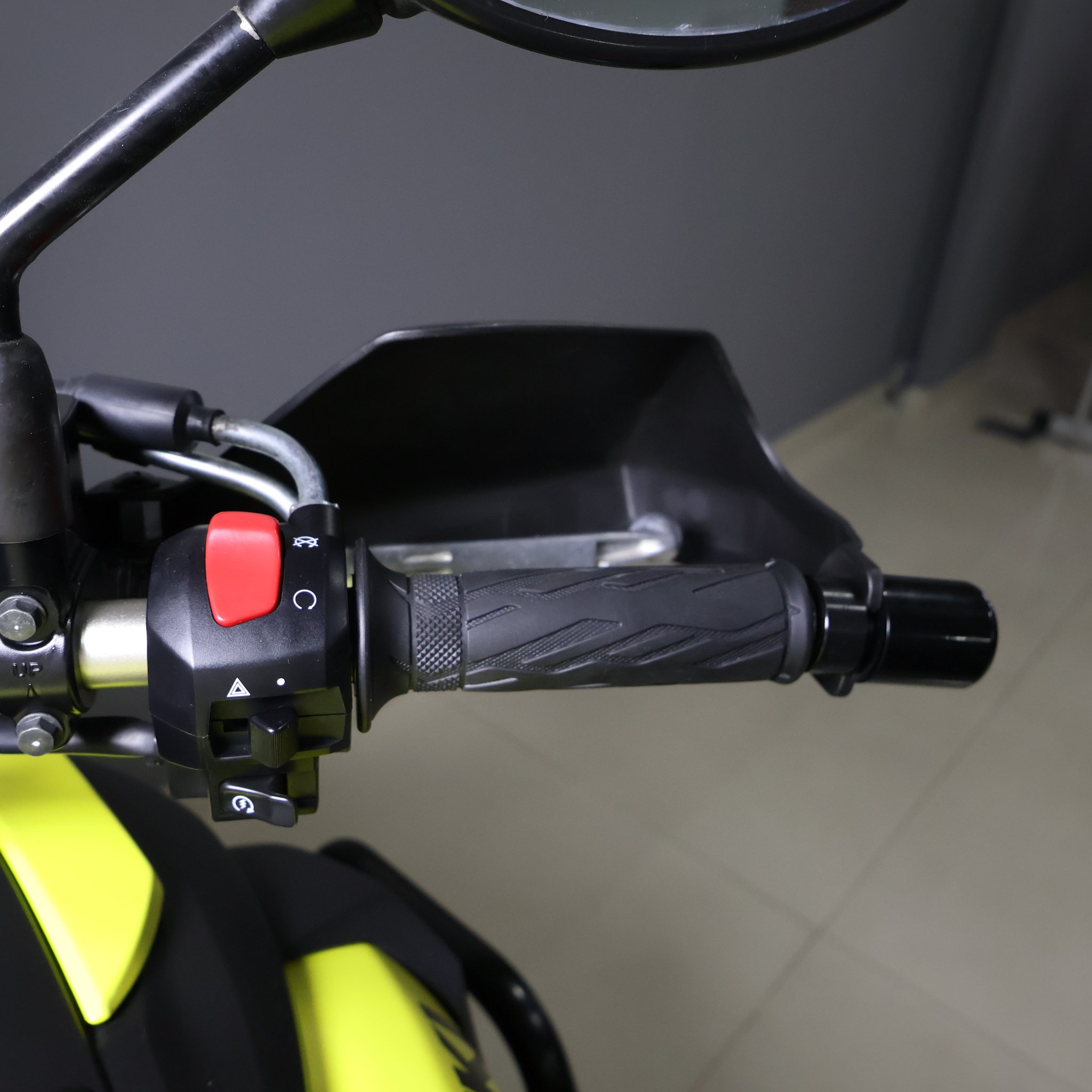 SUZUKI V-STROM 650 XT 2025 A240CNY
