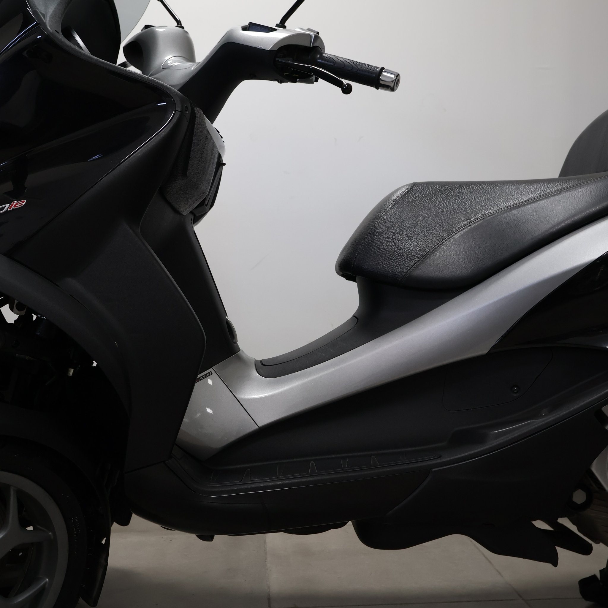 PIAGGIO MP3 500 2016 A064WWE