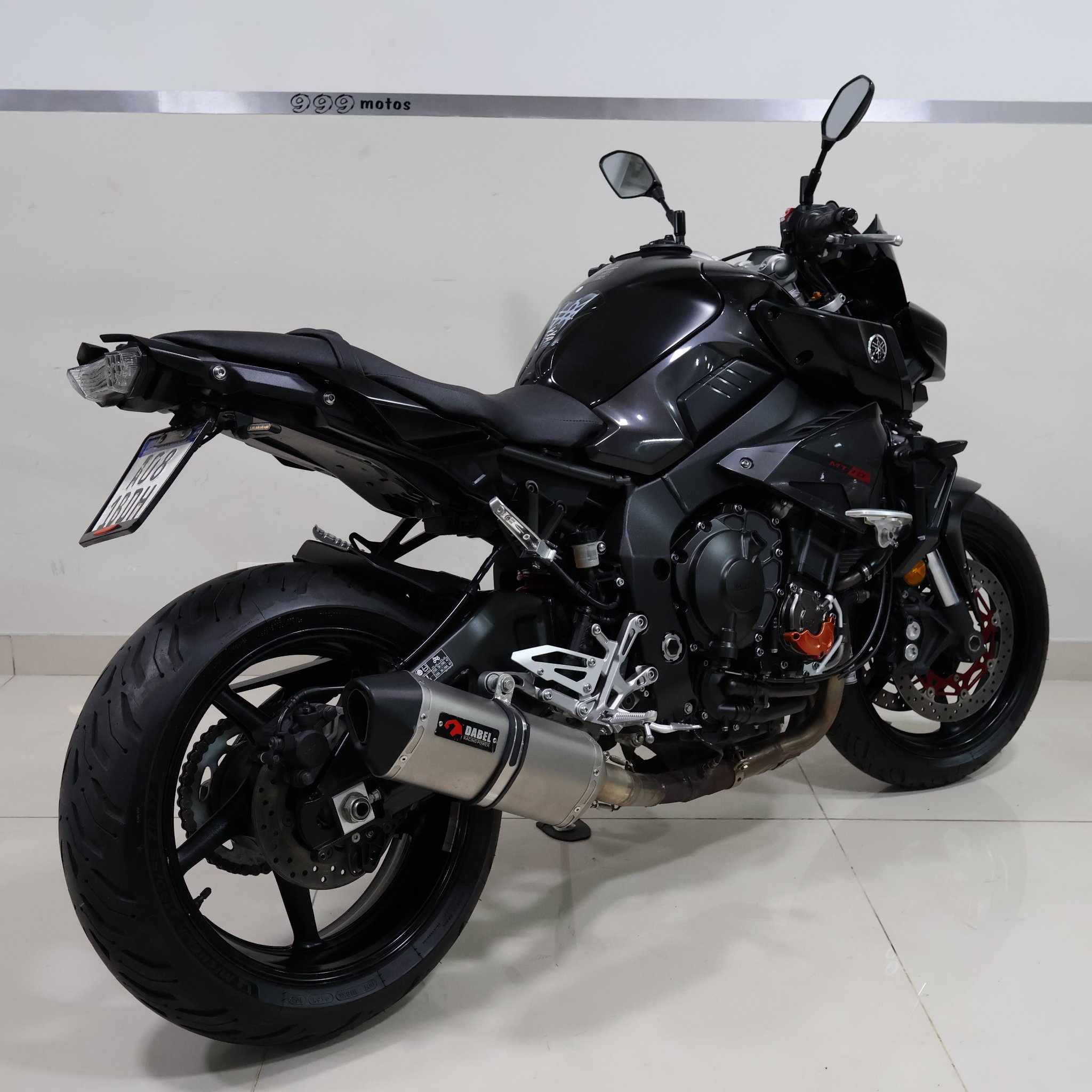 YAMAHA MT-10 2016 A081BDH