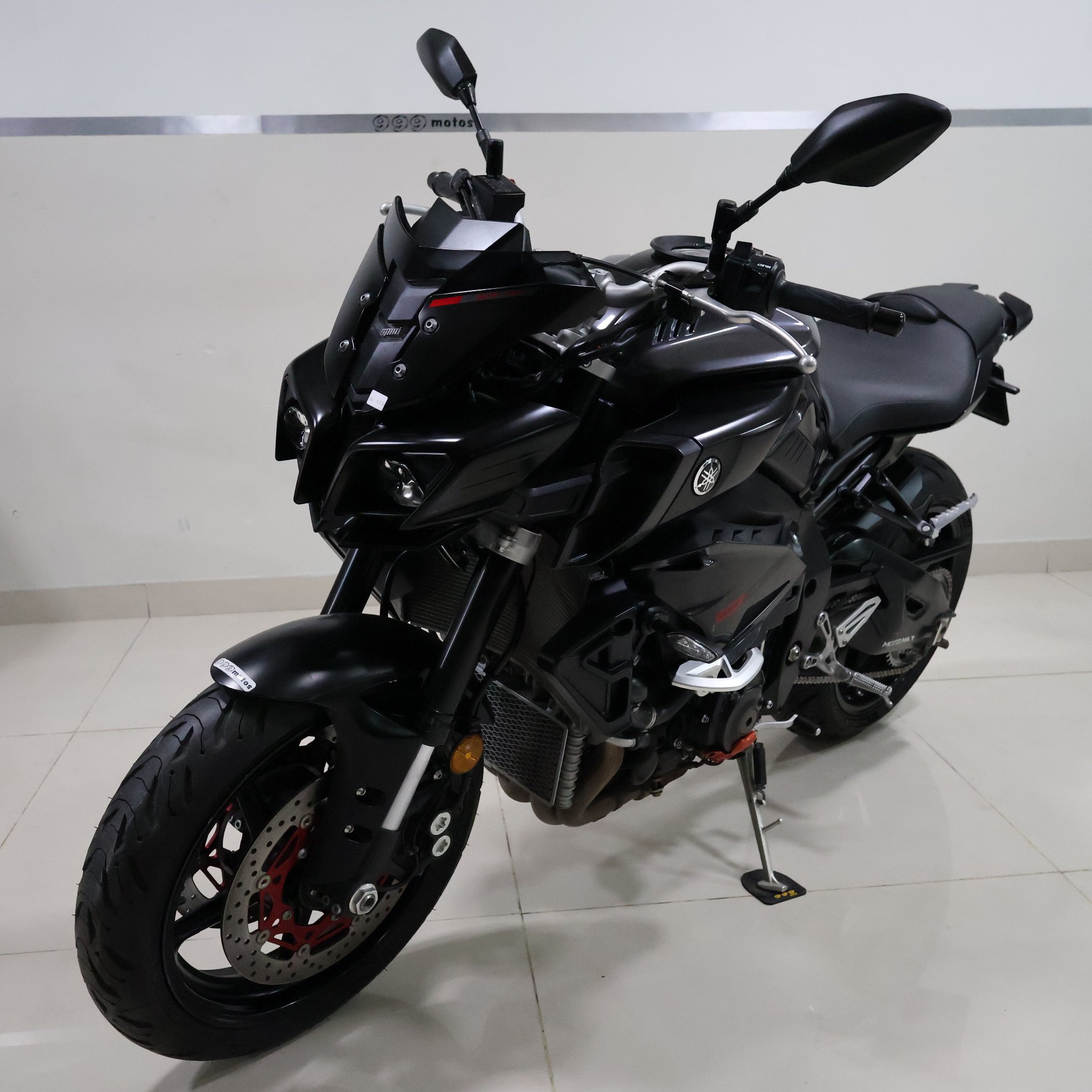 YAMAHA MT-10 2016 A081BDH