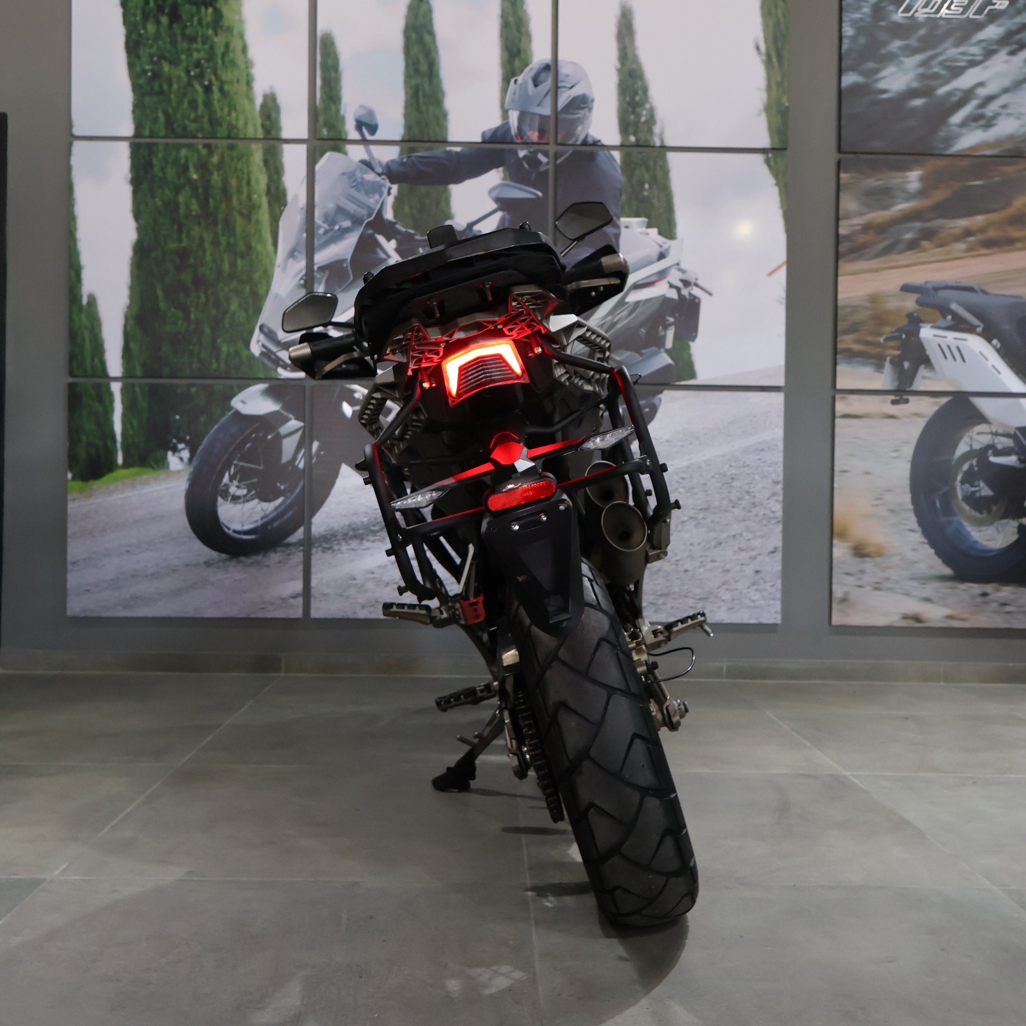 ZONTES T 2 RAYOS C/MALETAS 2024 A209VBK