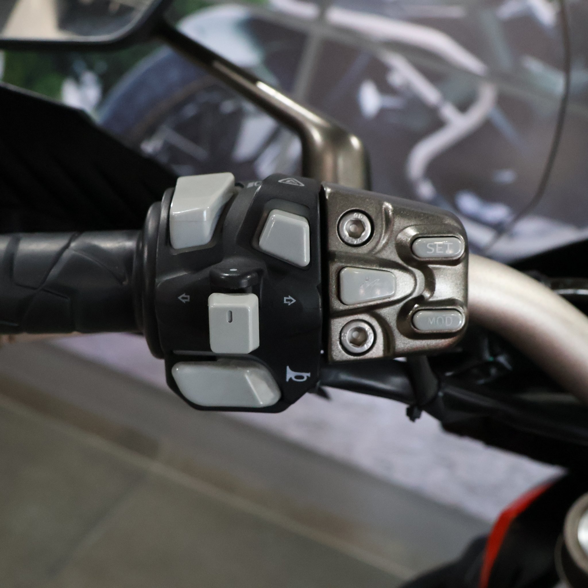 ZONTES T 2 RAYOS C/MALETAS 2024 A209VBK